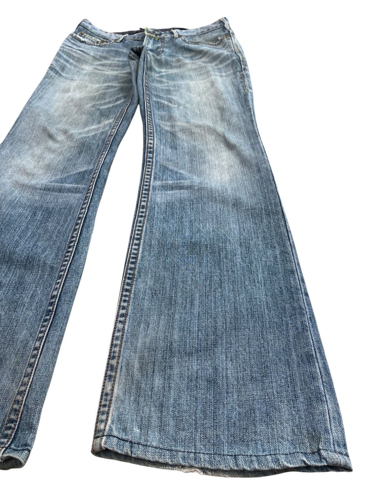 Levi's Levi’s Vintage Whiskers Blue Wash Style Bootcut Jeans Size US 30 / EU 46 - 8 Thumbnail