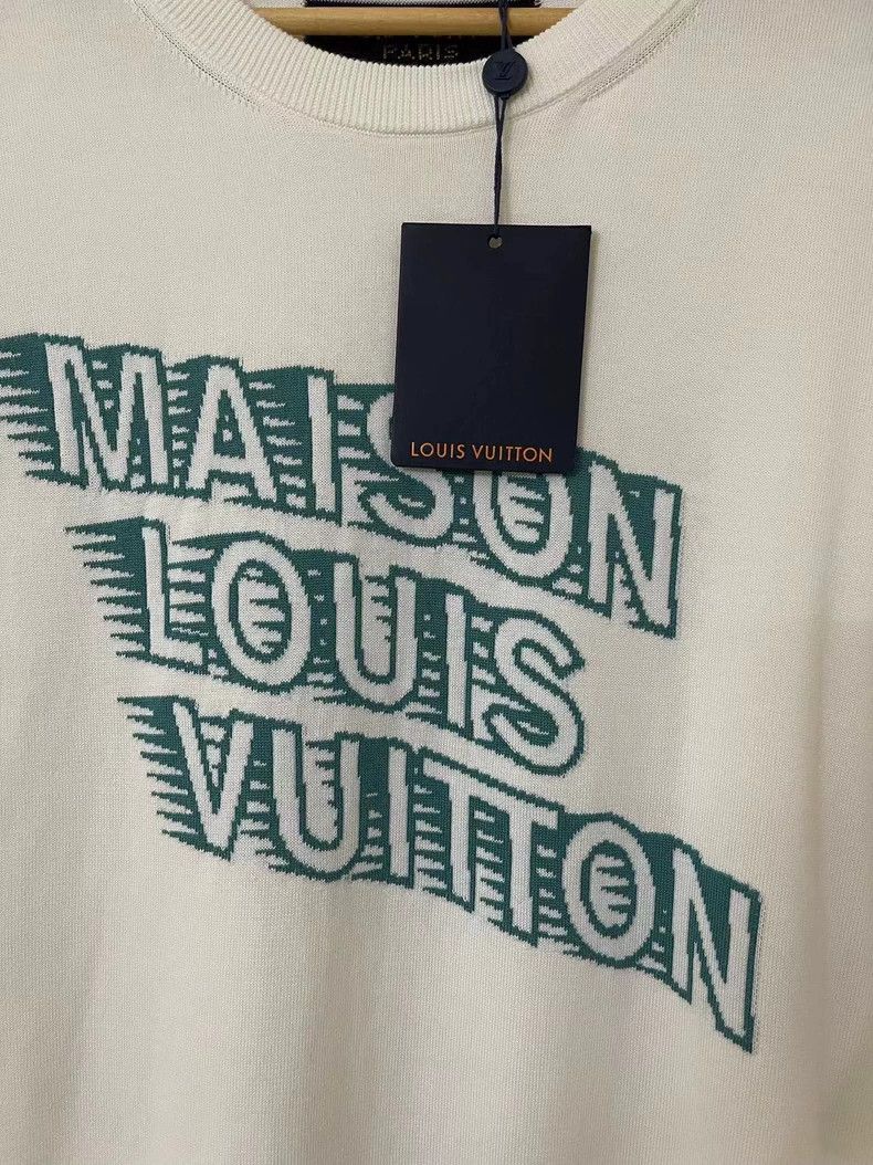 Louis Vuitton Louis Vuitton Printed logo short sleeves Size US L / EU 52-54 / 3 - 2 Thumbnail