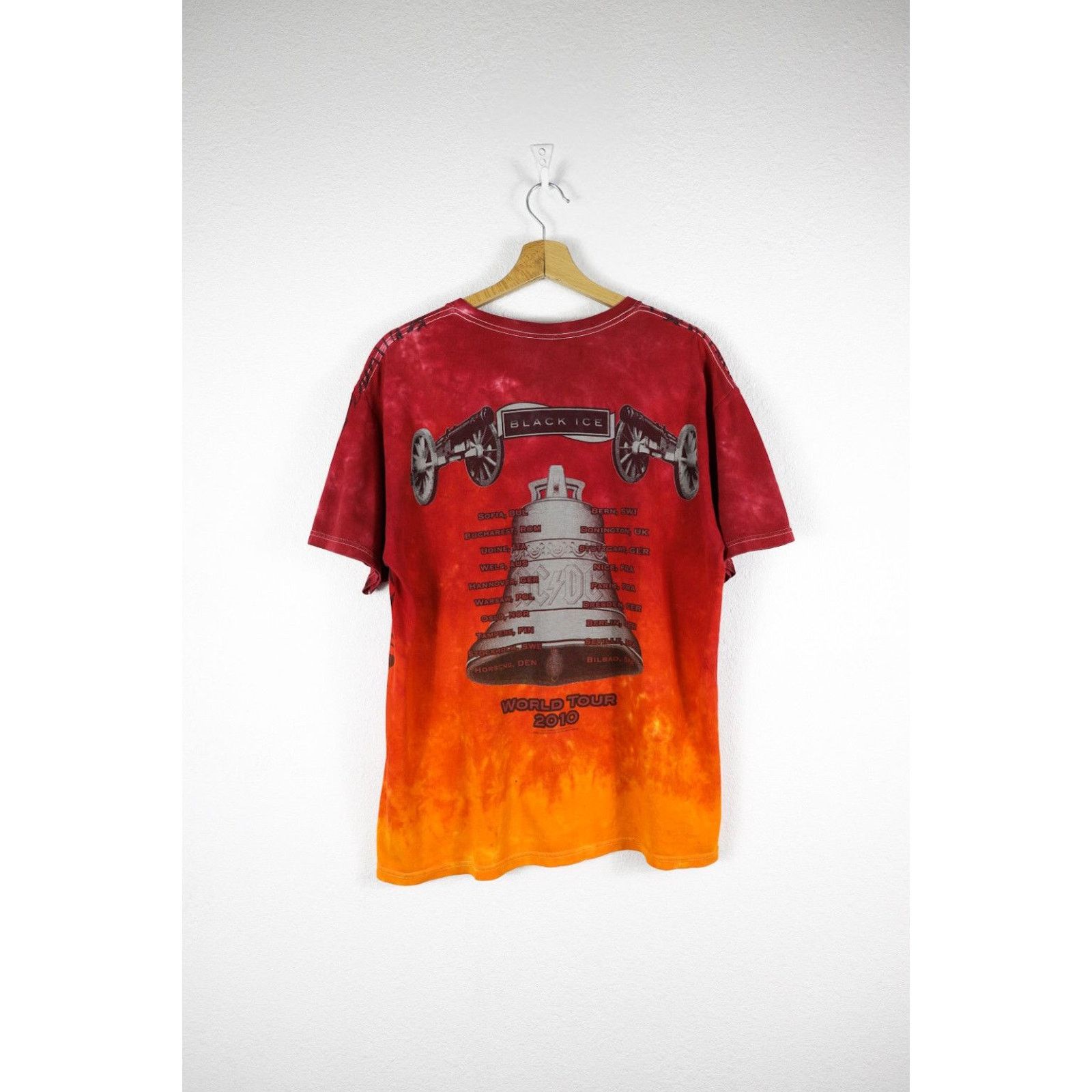 AC/DC AC/DC Black Ice World Tour All Over Print Tee T-shirt Size US L / EU 52-54 / 3 - 6 Thumbnail