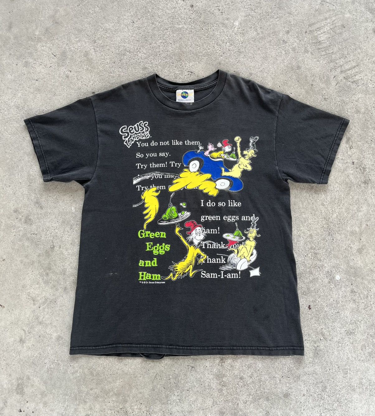 Vintage Dr. Seuss (The Grinch) 90’s Size US XL / EU 56 / 4 - 1 Thumbnail