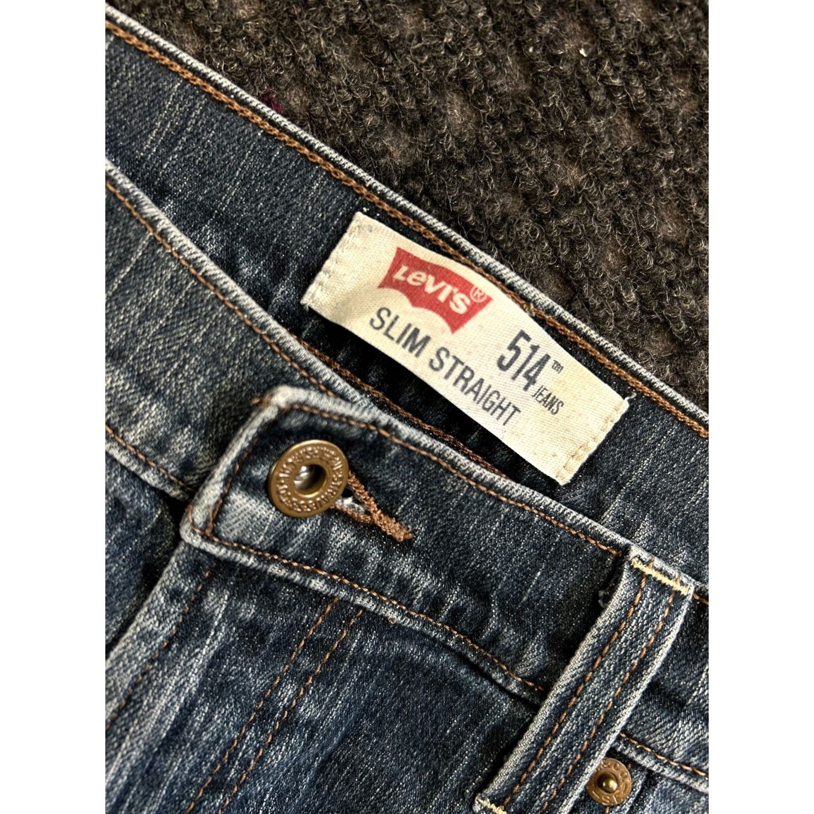 Levi's VINTAGE Levi’s 514 Jeans Slim Straight Mens 34 x 32 Blue Distressed Whiskering Jeans Brown? Size US 34 / EU 50 - 3 Thumbnail
