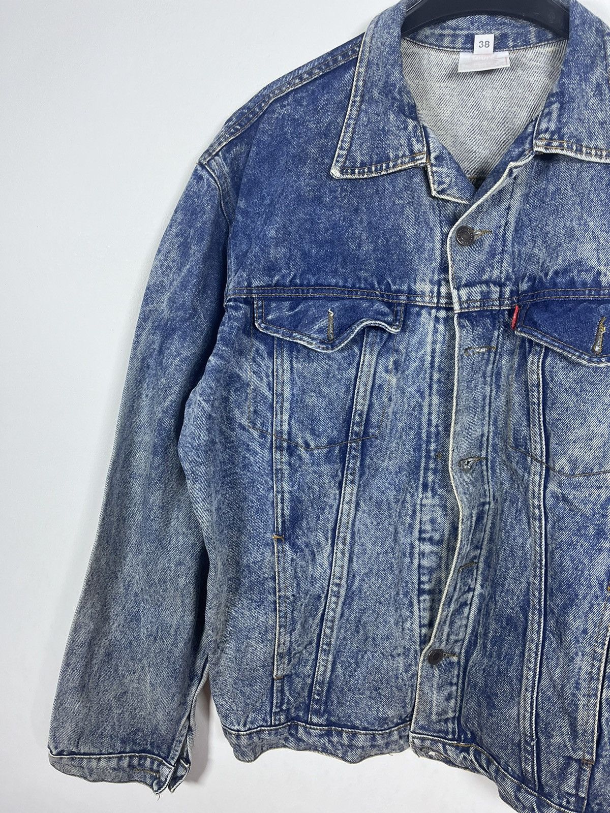 Levi's Vintage Levi’s Denim Jacket Acid Wash Jean Jacket 90’s Size US L / EU 52-54 / 3 - 3 Thumbnail