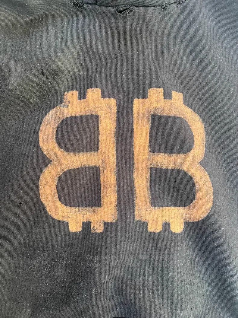 Balenciaga Balenciaga Letter Printed Distressed Hooded Sweatshirt Size US S / EU 44-46 / 1 - 2 Thumbnail