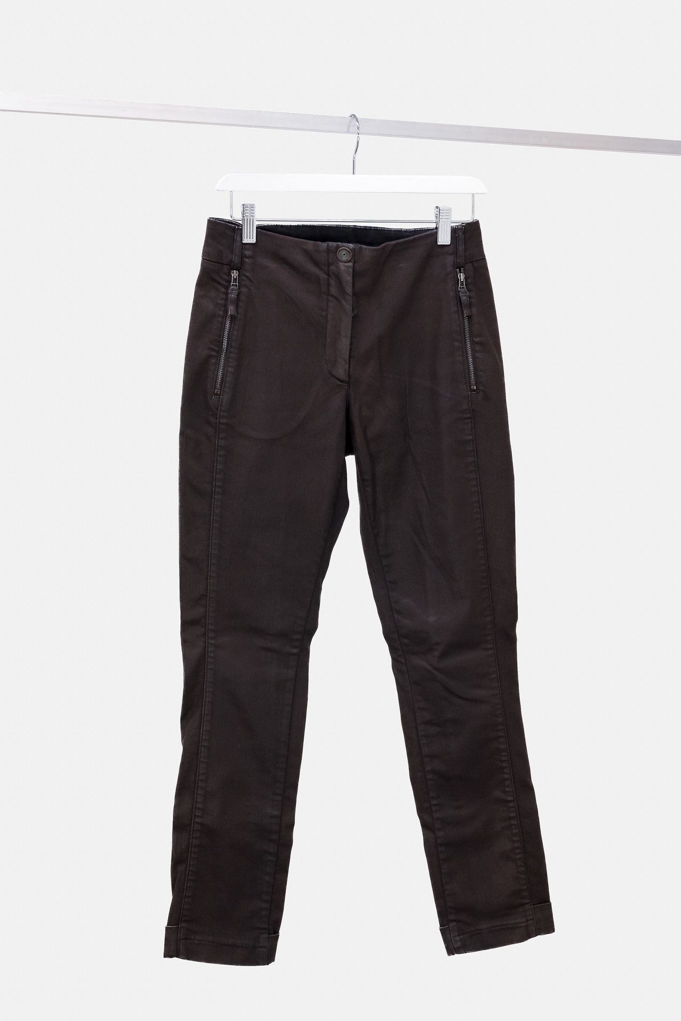 Annette Gortz Annette Gortz AW/14 Road Burgundy Waxed Zip-Pocket Jeans Size 30" / US 8 / IT 44 - 1 Thumbnail