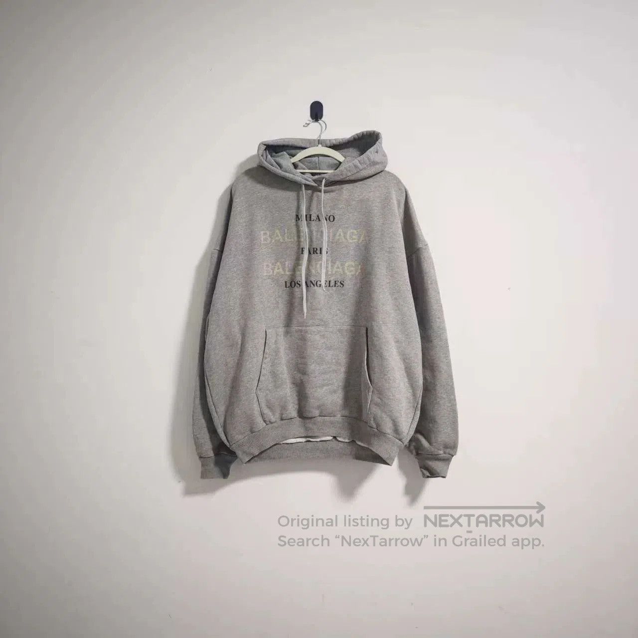 Balenciaga balenciaga gray oversized hoodie xs. Size US XS / EU 42 / 0 - 1 Thumbnail