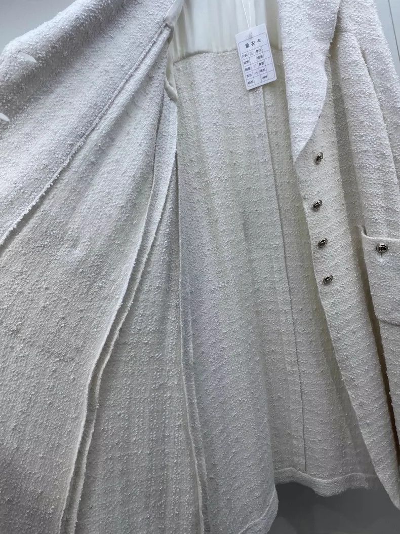 Chanel Chanel Equestrian series heavy industry pearl long coat 250 Size XS / US 0-2 / IT 36-38 - 5 Thumbnail