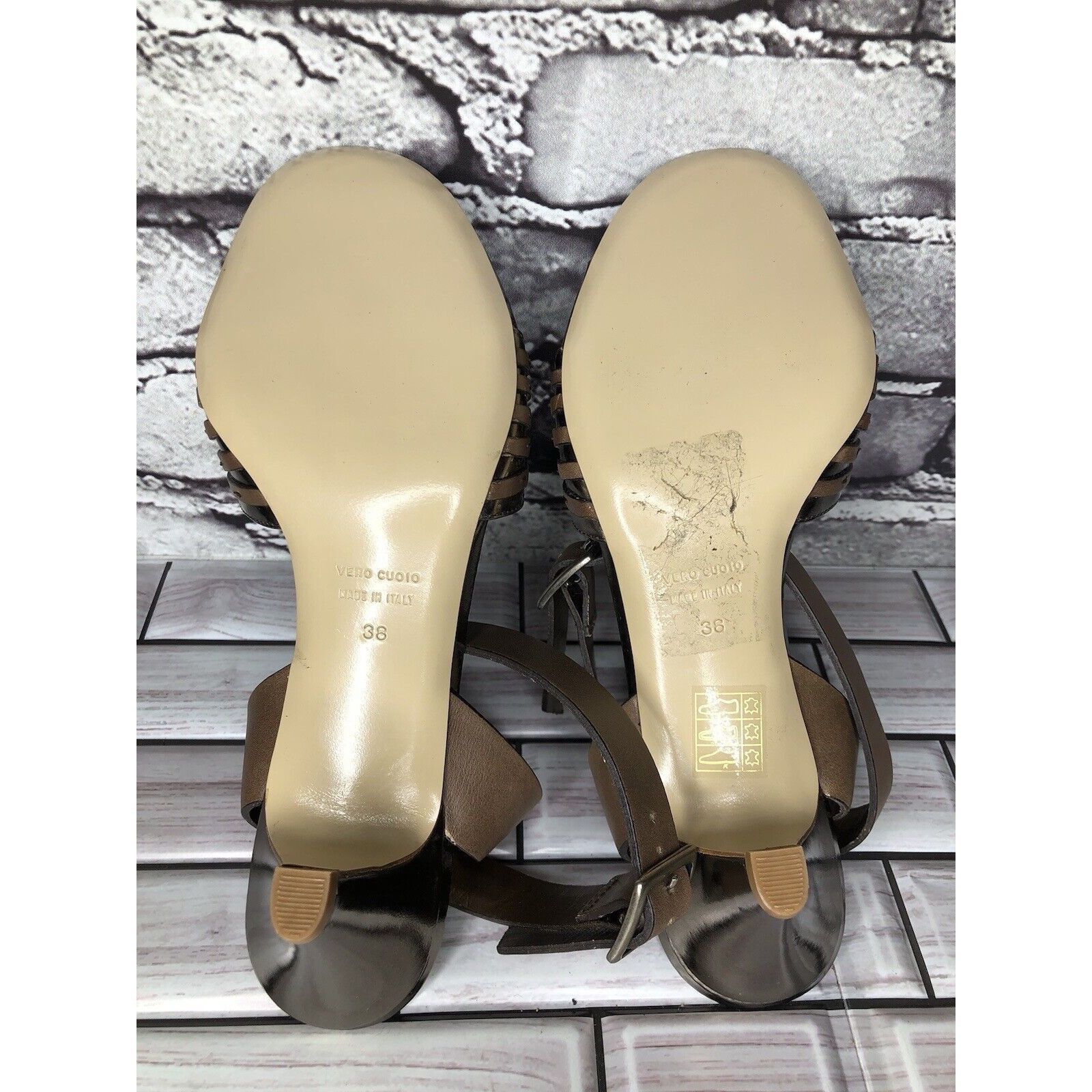 Other Nanette Lepore Silver Patent Brown Leather Ankle Straps Heel Size US 7.5 / IT 37.5 - 7 Thumbnail
