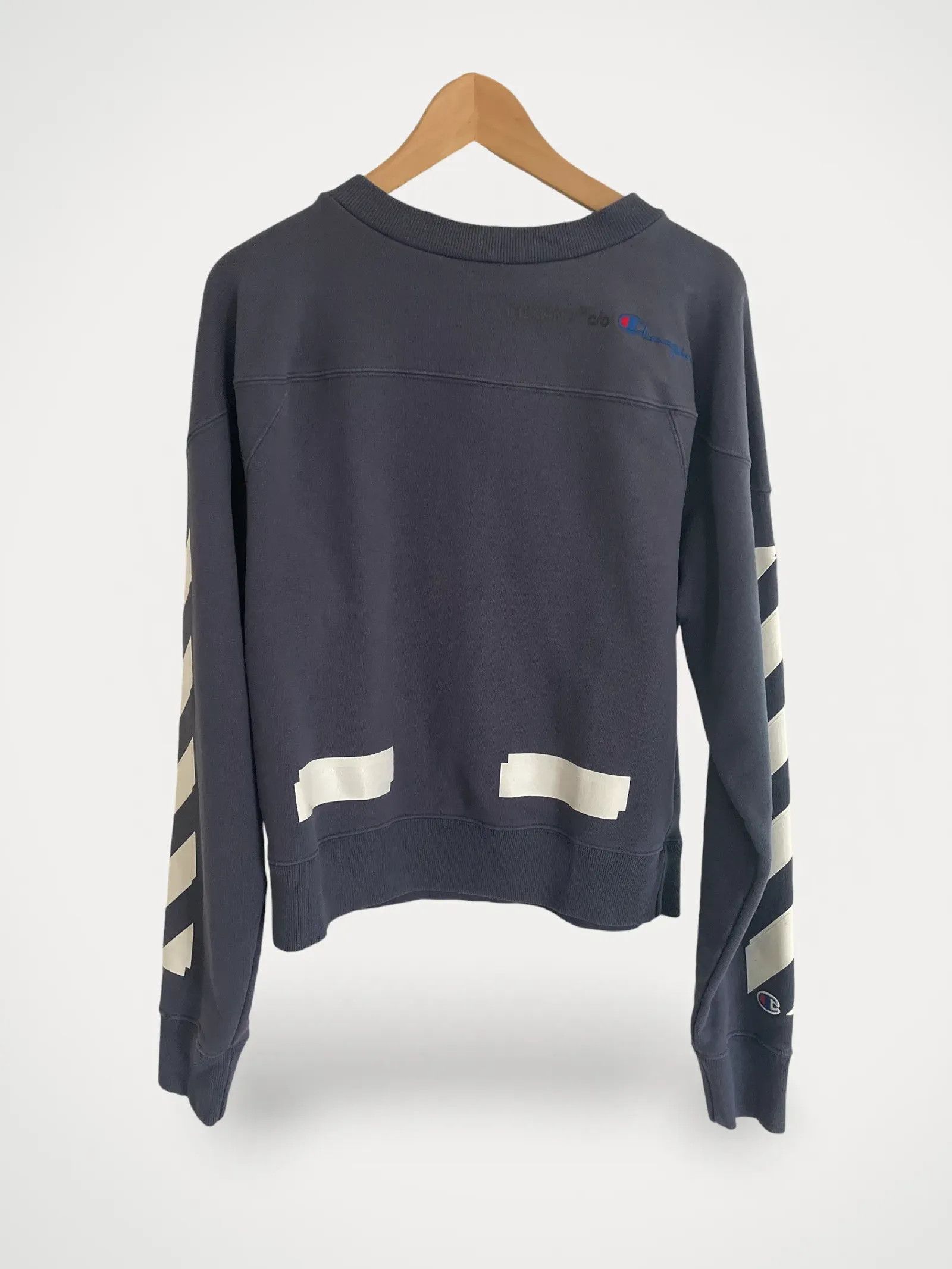 Off-White Off-White Sweater Size S / US 4 / IT 40 - 1 Thumbnail