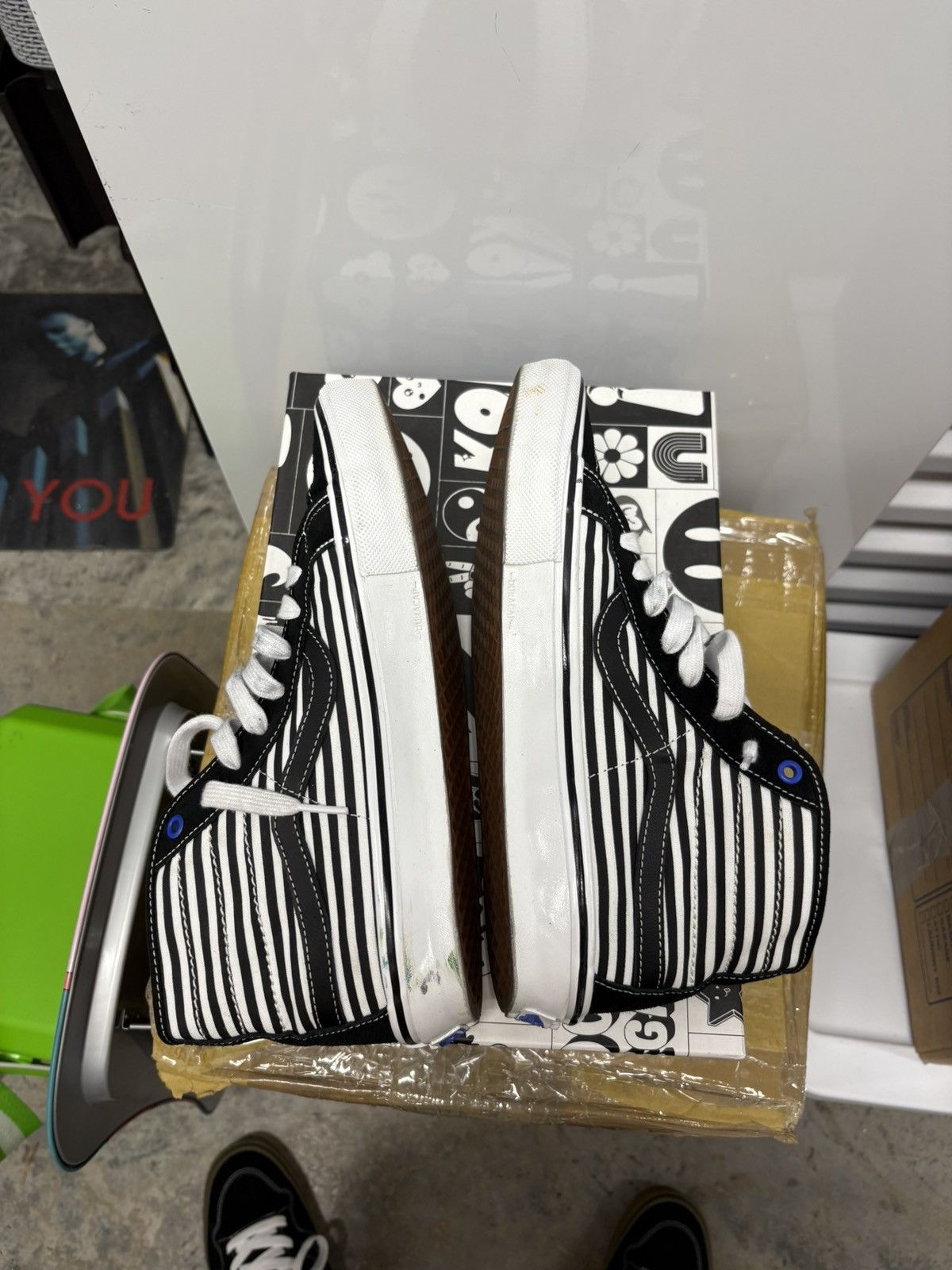 Vans × Vintage Vans mid top pro Size US 10.5 / EU 43-44 - 4 Thumbnail