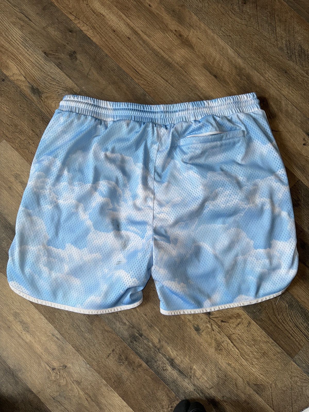 Kith Kith Jordan Clouds Shorts Size US 38 / EU 54 - 3 Thumbnail