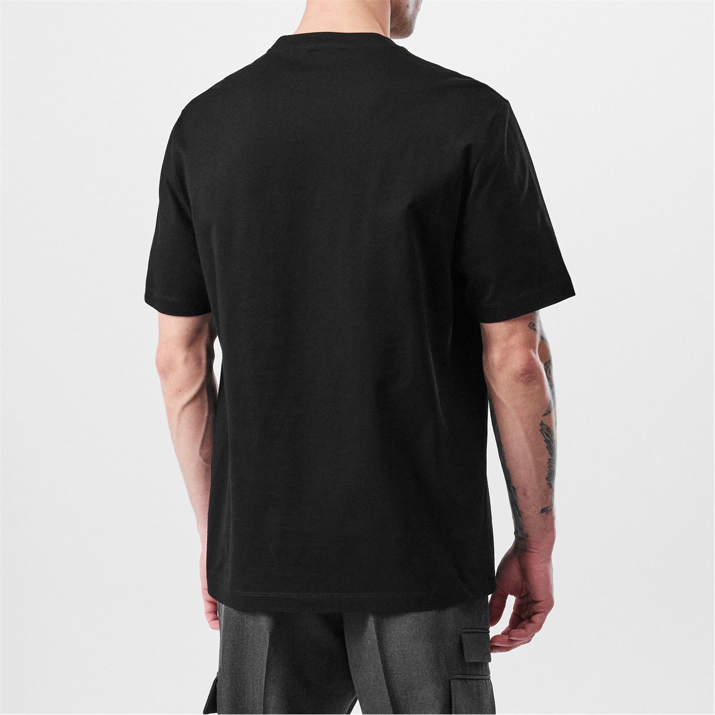 Versace o1g2r1mq0526 Ring Graphic T-Shirt in Black Size US S / EU 44-46 / 1 - 4 Thumbnail