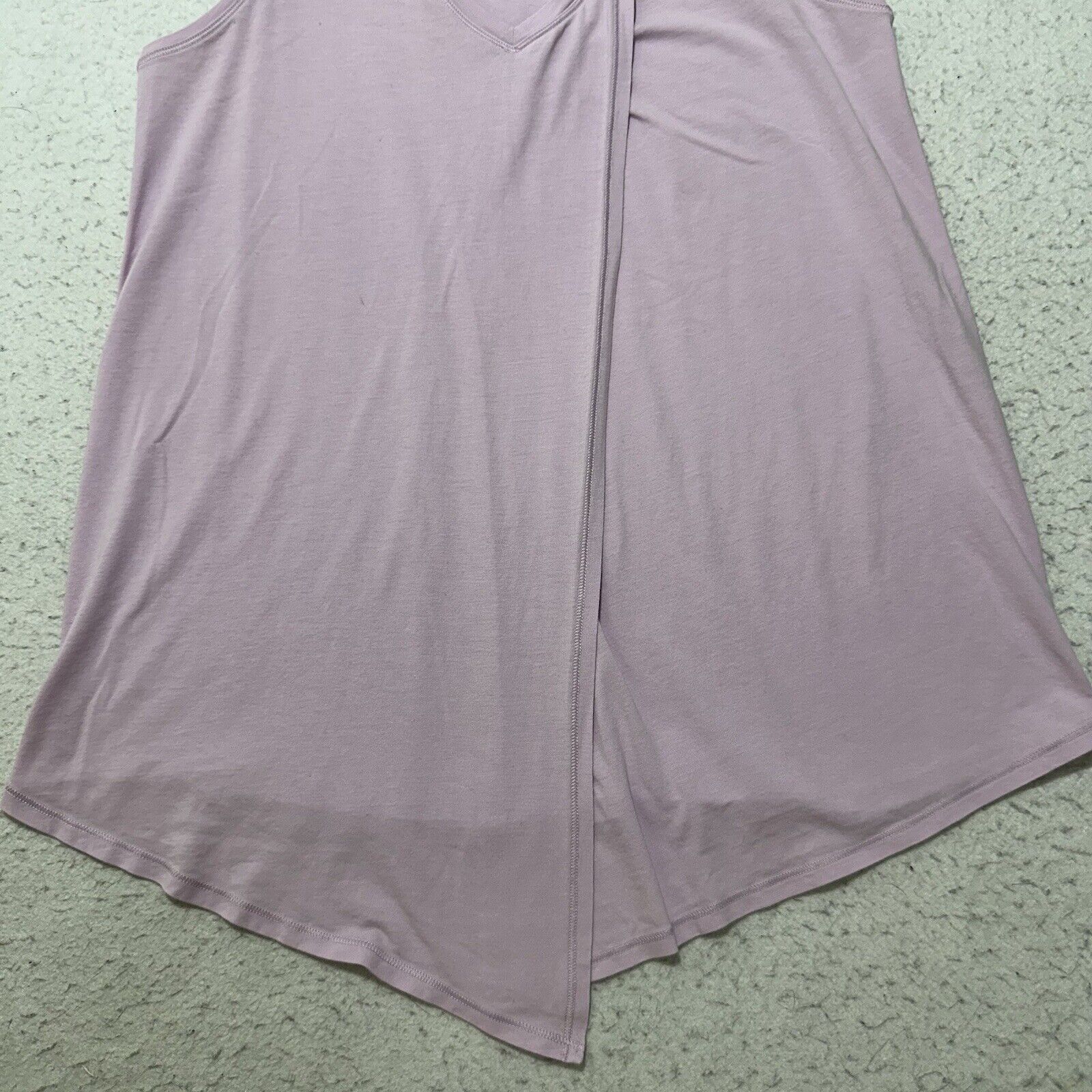 Lululemon Lululemon 6 Knot A Problem Tank Top Rose Quartz Pink V-Neck Size M / US 6-8 / IT 42-44 - 5 Thumbnail
