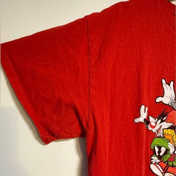 Other Looney Tunes Red T-Shirt – Bugs Bunny, Daffy Duck – Size XL Size US XL / EU 56 / 4 - 6 Thumbnail