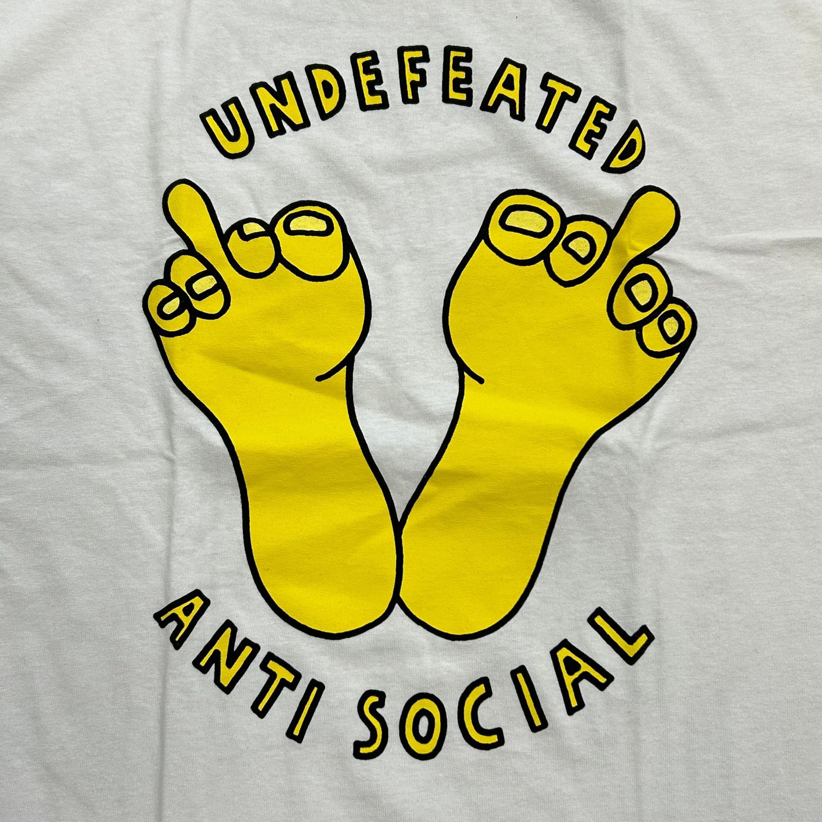 Anti Social Social Club Anti Social Social Club x Undefeated Middle Finger Tee Shirt Size US XL / EU 56 / 4 - 2 Thumbnail