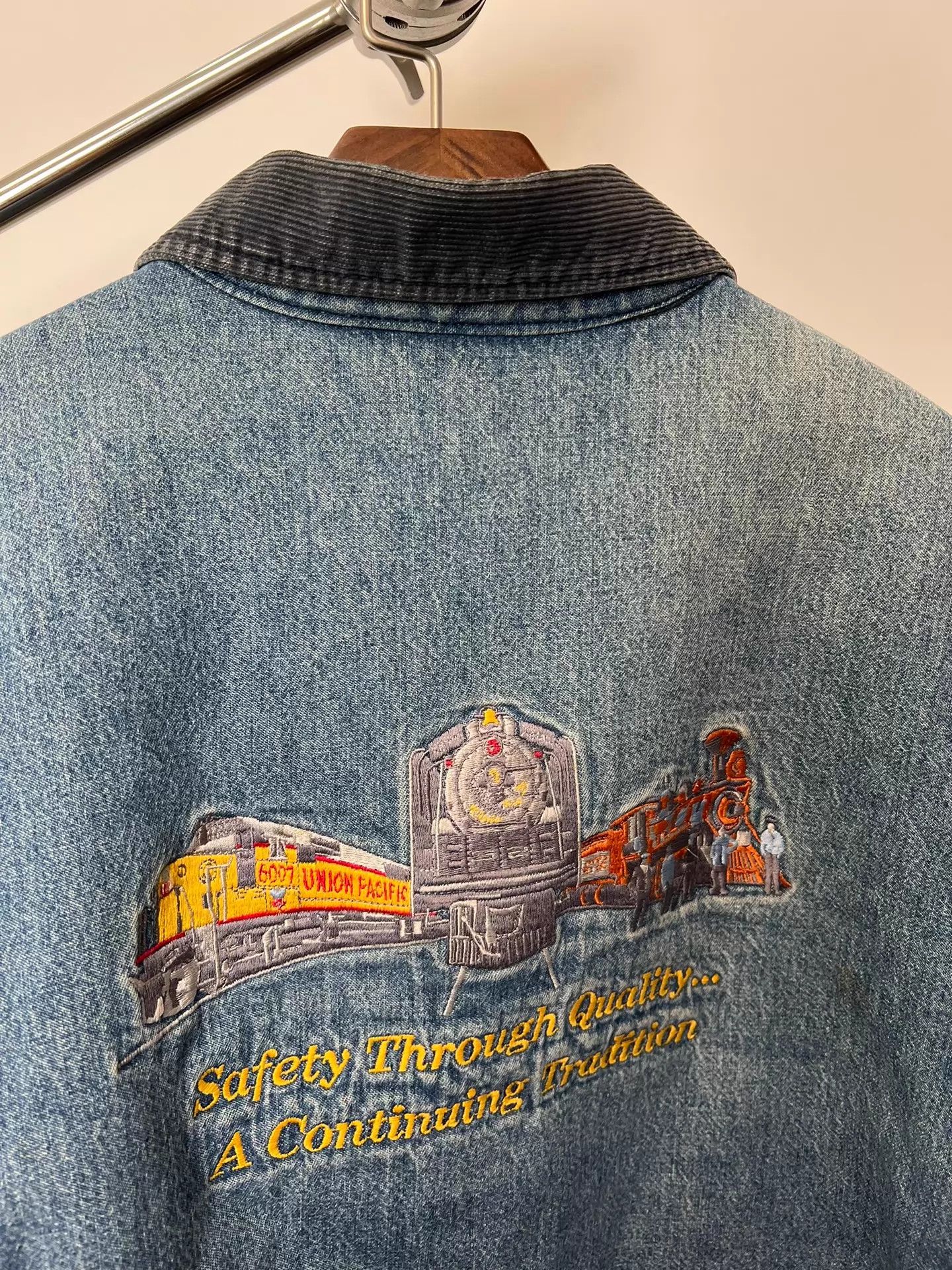 Other Vintage Washed Denim Jacket Size 44 Size US S / EU 44-46 / 1 - 7 Thumbnail