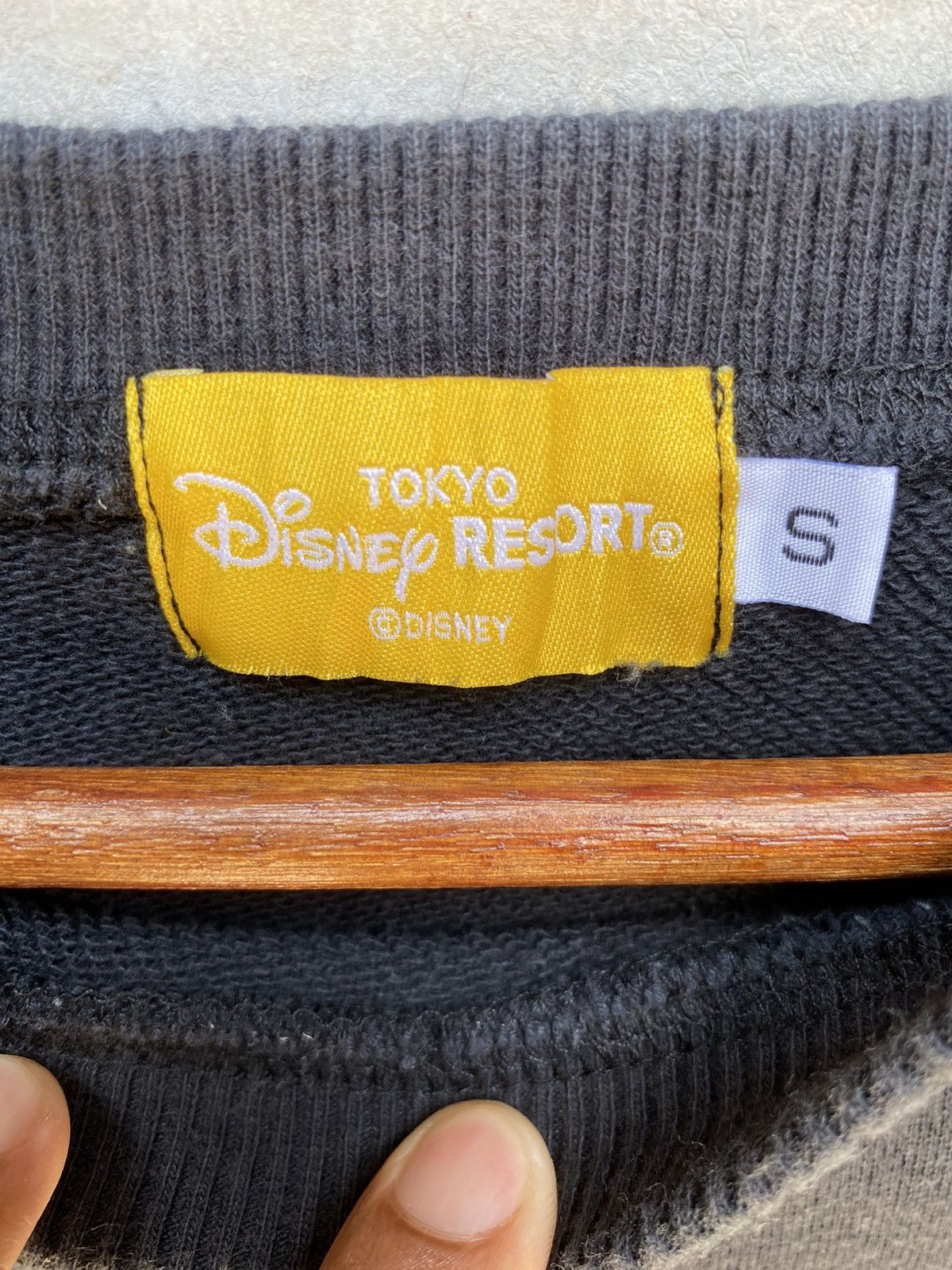 Cartoon Network Vintge Tigger Winnie The Pooh Sweatshirt Disney Japan Size US S / EU 44-46 / 1 - 6 Thumbnail