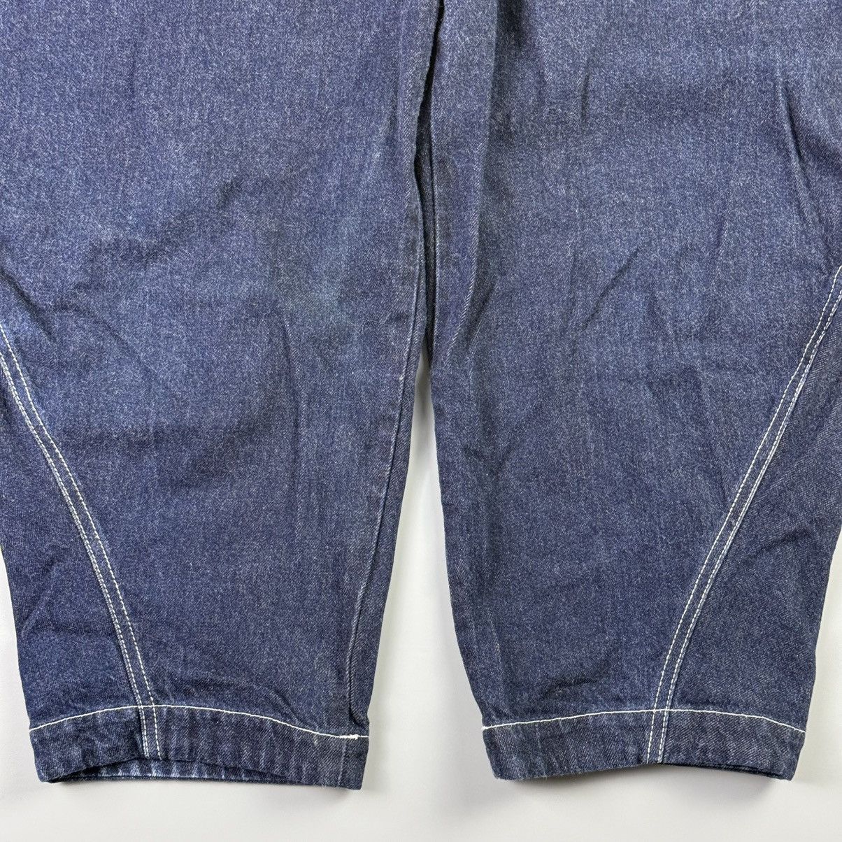 Comme des Garcons SHIRT CDG SHIRT boys - White Stitch Banana Denim Cropped Pants Size US 34 / EU 50 - 5 Thumbnail