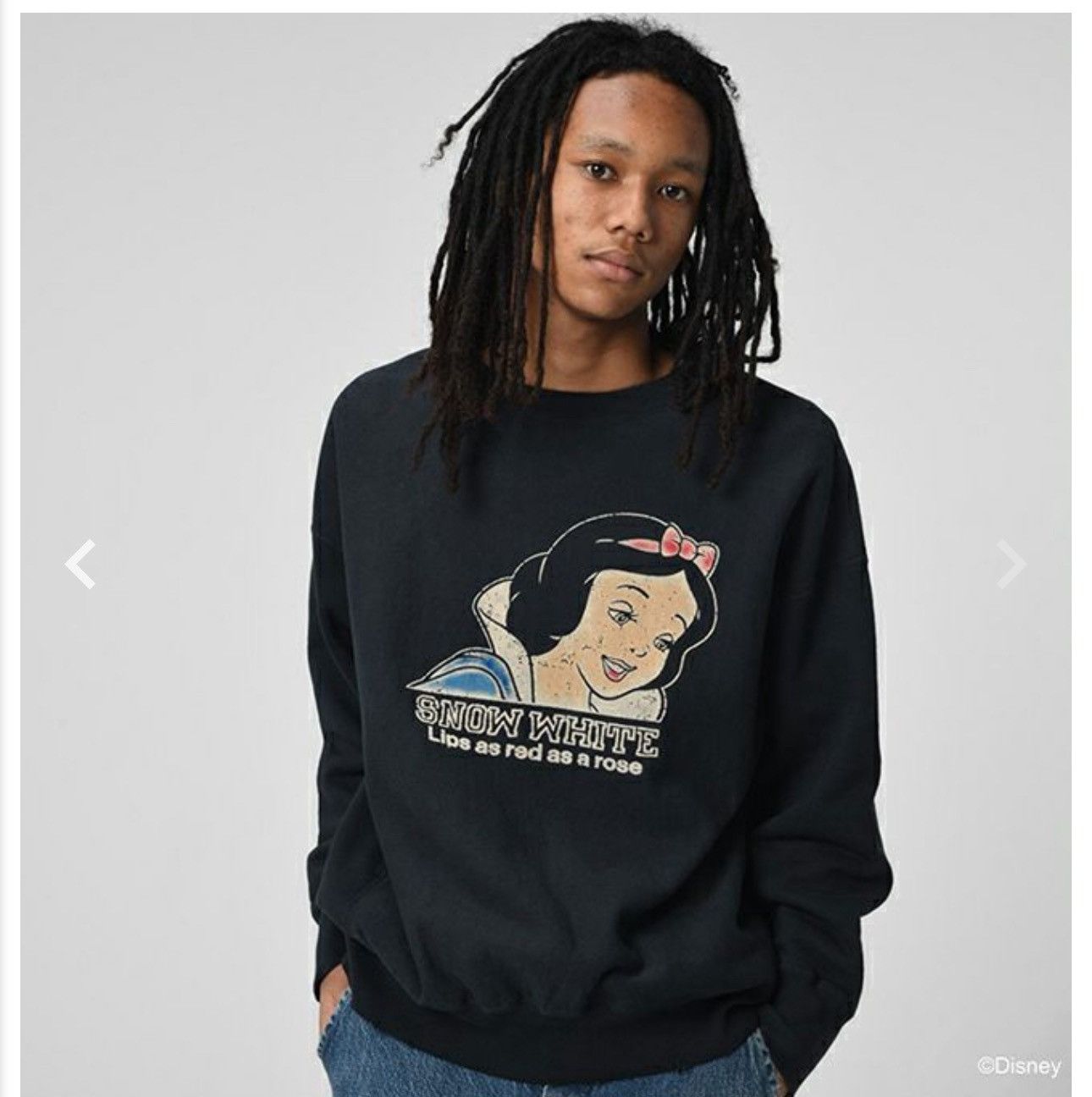 Japanese Brand Japanese Bowwow Disney Vintage Snow White Crewneck Sweater Size US L / EU 52-54 / 3 - 4 Thumbnail