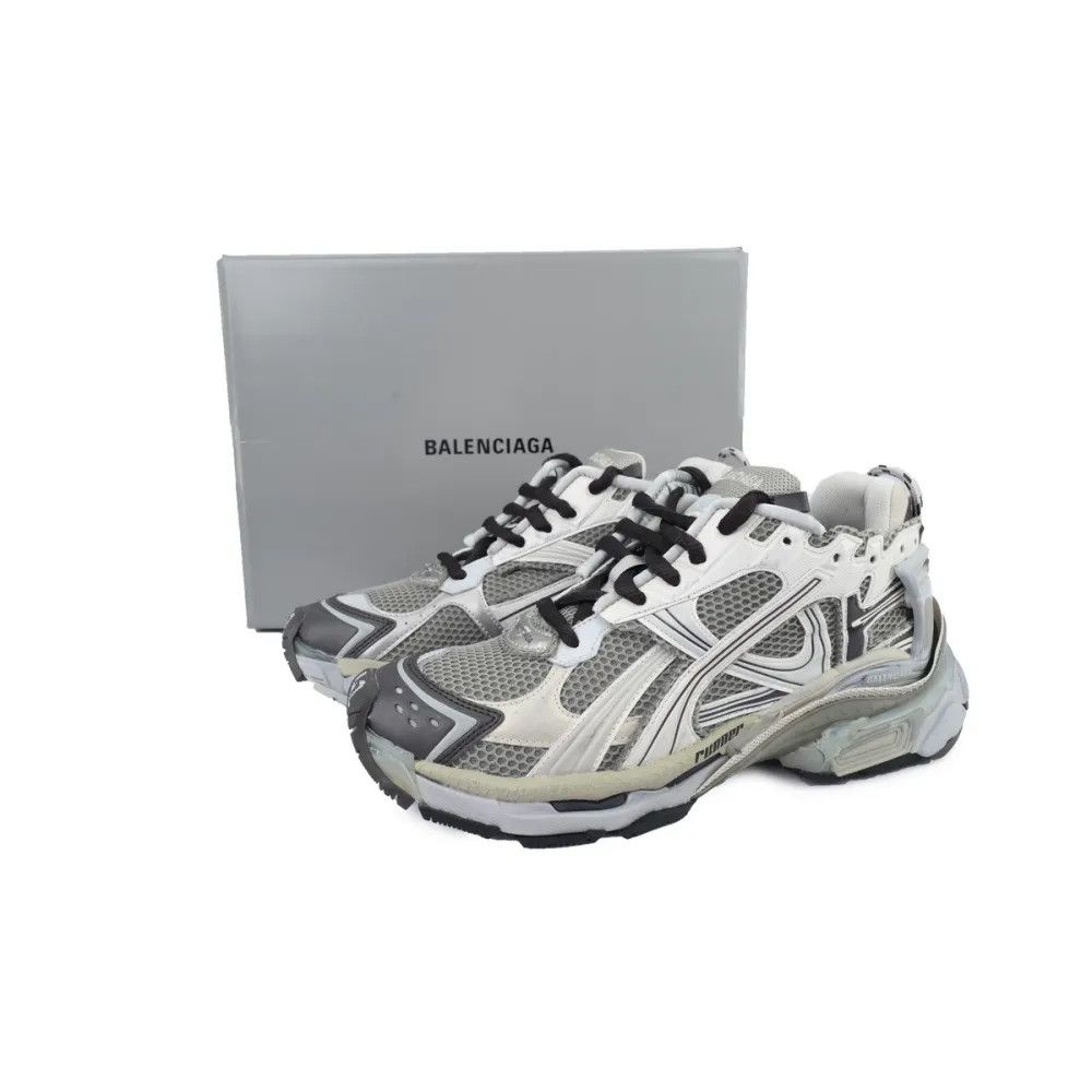 Balenciaga o1w1db11225 Runner Gradient Sneakers in Multicolor Size US 9 / EU 42 - 3 Thumbnail