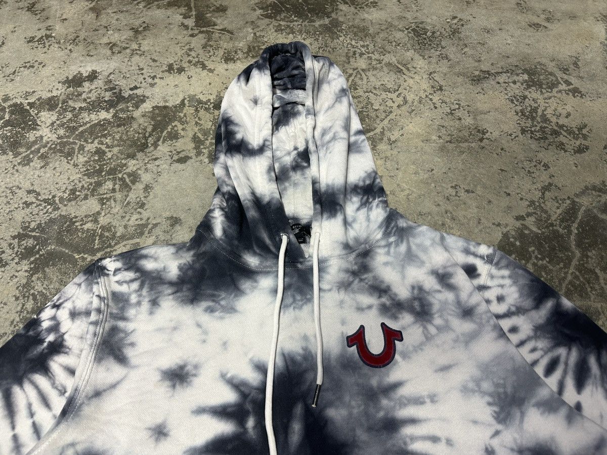 True Religion Vintage Y2K True Religion Big Logo Tie Dye Hoodie Size US XL / EU 56 / 4 - 6 Thumbnail
