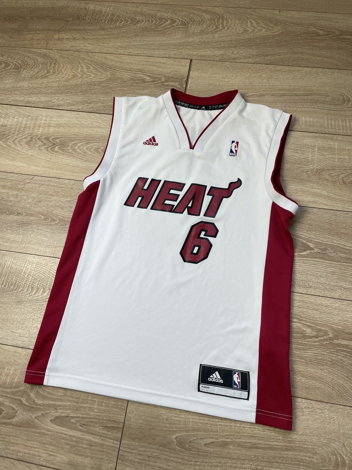 Adidas Vintage Adidas Miami Heat LeBron James Jersey Mens s Size US S / EU 44-46 / 1 - 2 Thumbnail