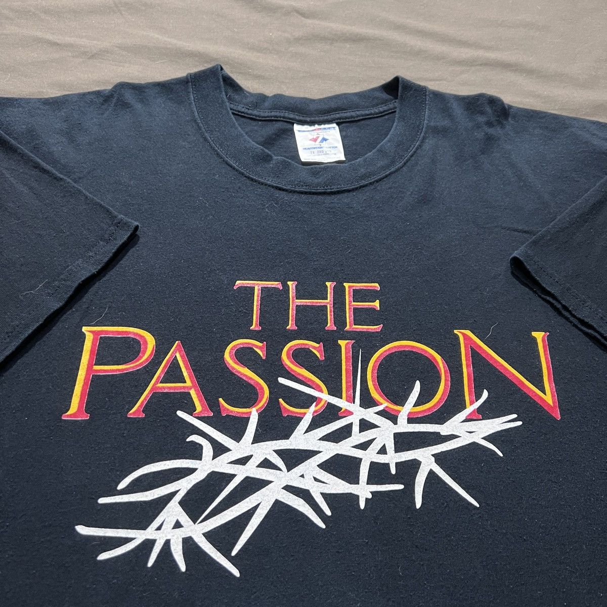Vintage Vintage Y2K THE PASSION Tee 2XL God Bible Holy Jesus Size US XXL / EU 58 / 5 - 1 Thumbnail