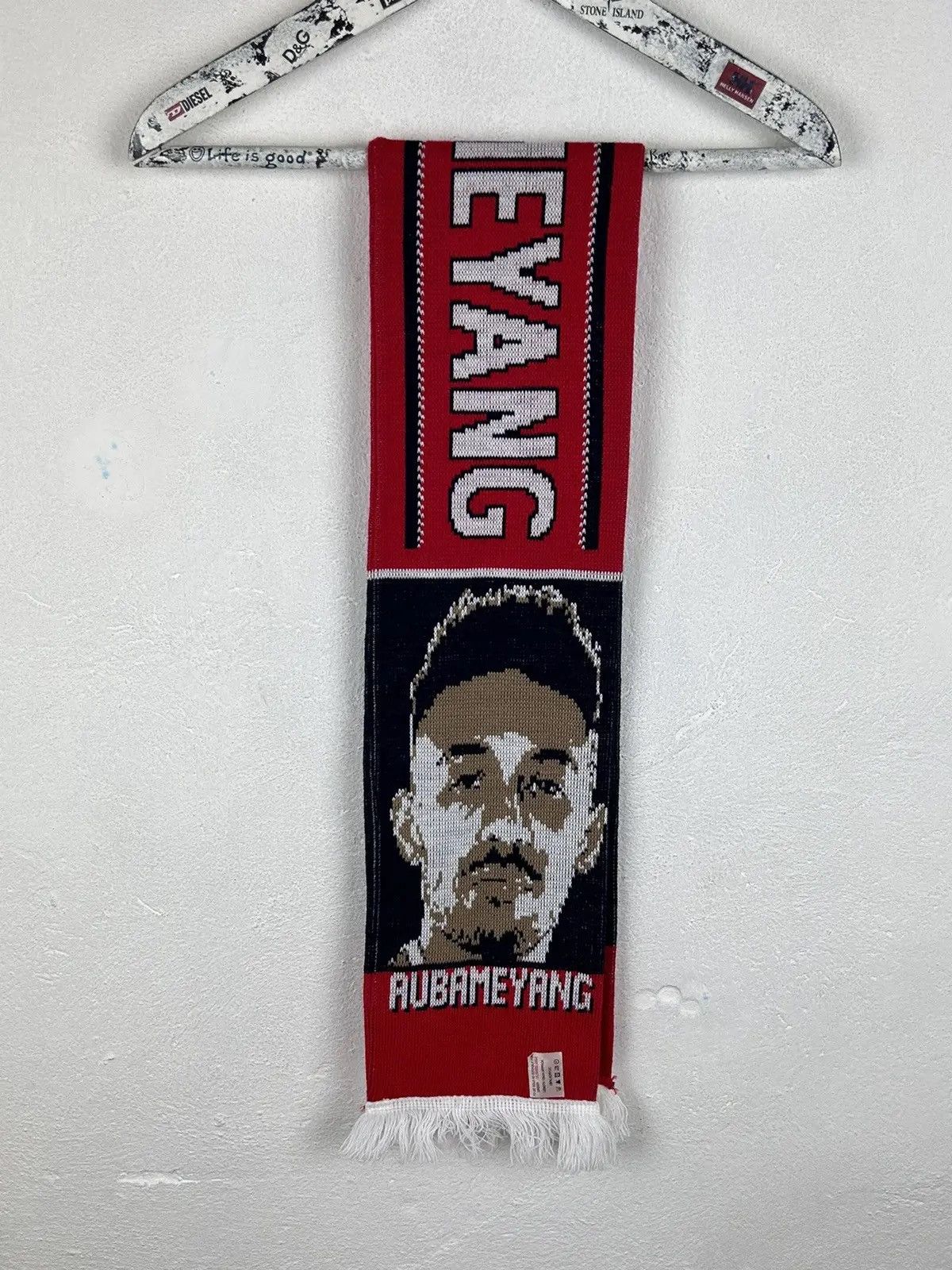 Vintage Aubameyang Football Player Small Acrylic Fanwear Scarf Size ONE SIZE - 1 Thumbnail
