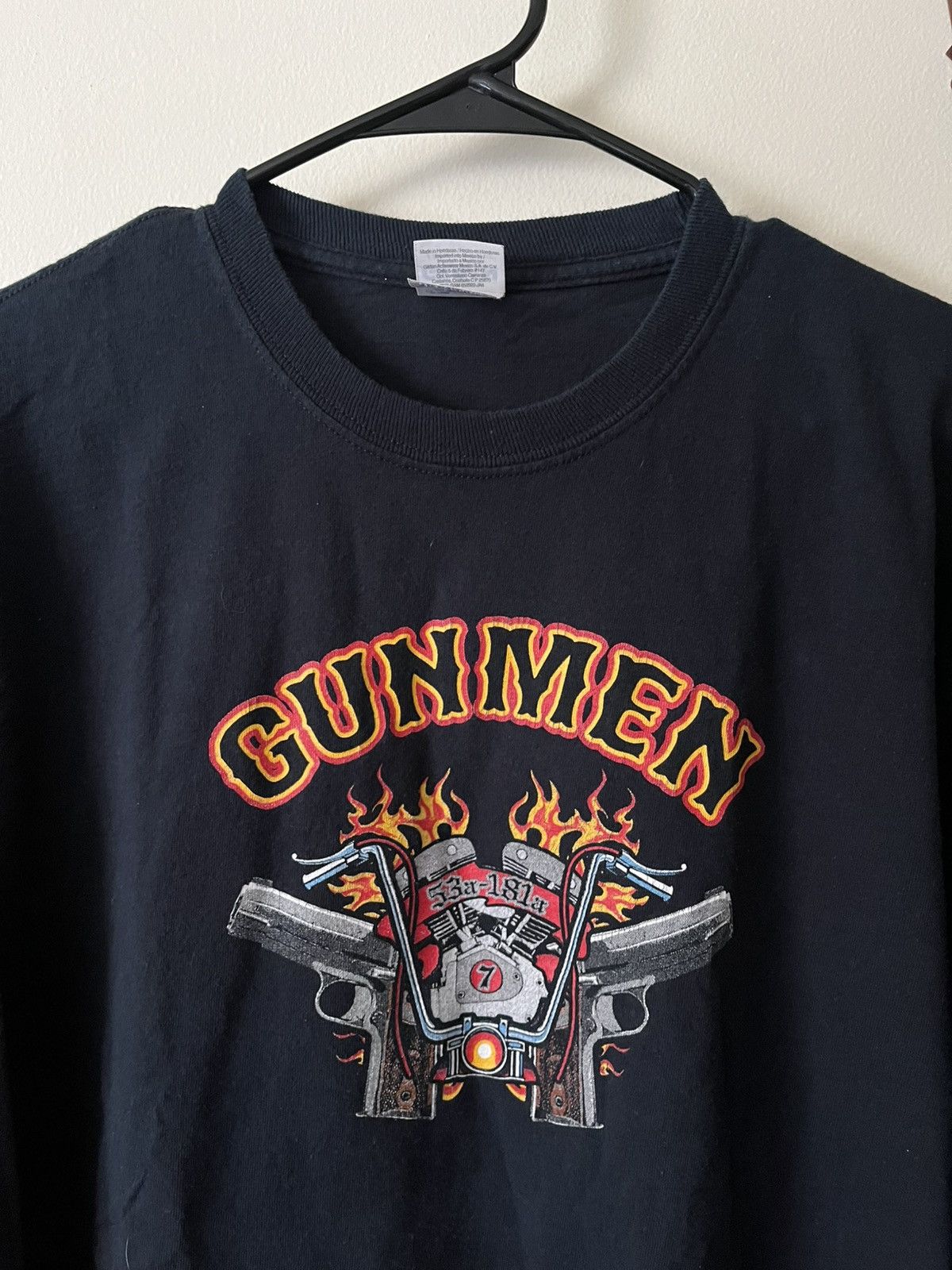Vintage Vintage Y2K Gunmen Motorcycle Pistol Long Sleeve Tee Flames Size US L / EU 52-54 / 3 - 2 Thumbnail