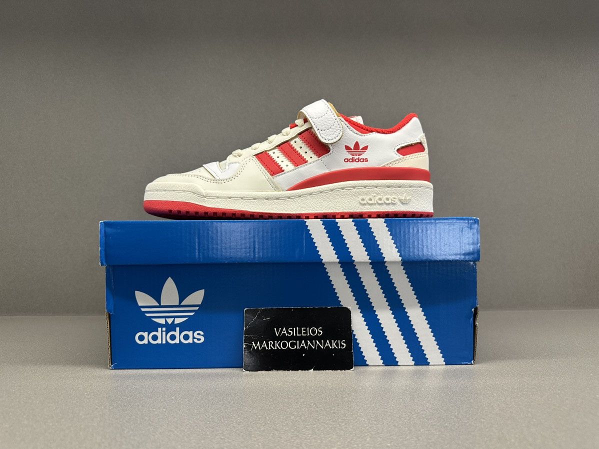 Adidas Adidas Forum 84 Low Off White Vivid Red Footwear White Size US 6.5 / IT 36.5 - 1 Thumbnail