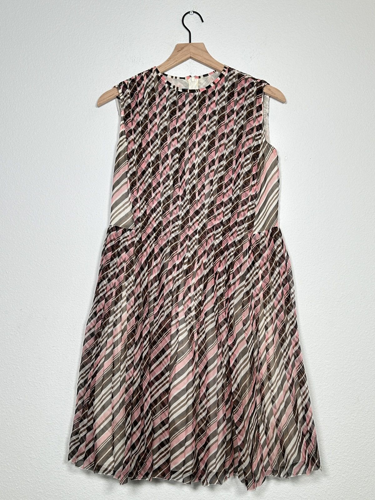 Prada Silk Plaid Pleated Sleeveless Mini Dress Size M / US 6-8 / IT 42-44 - 1 Thumbnail