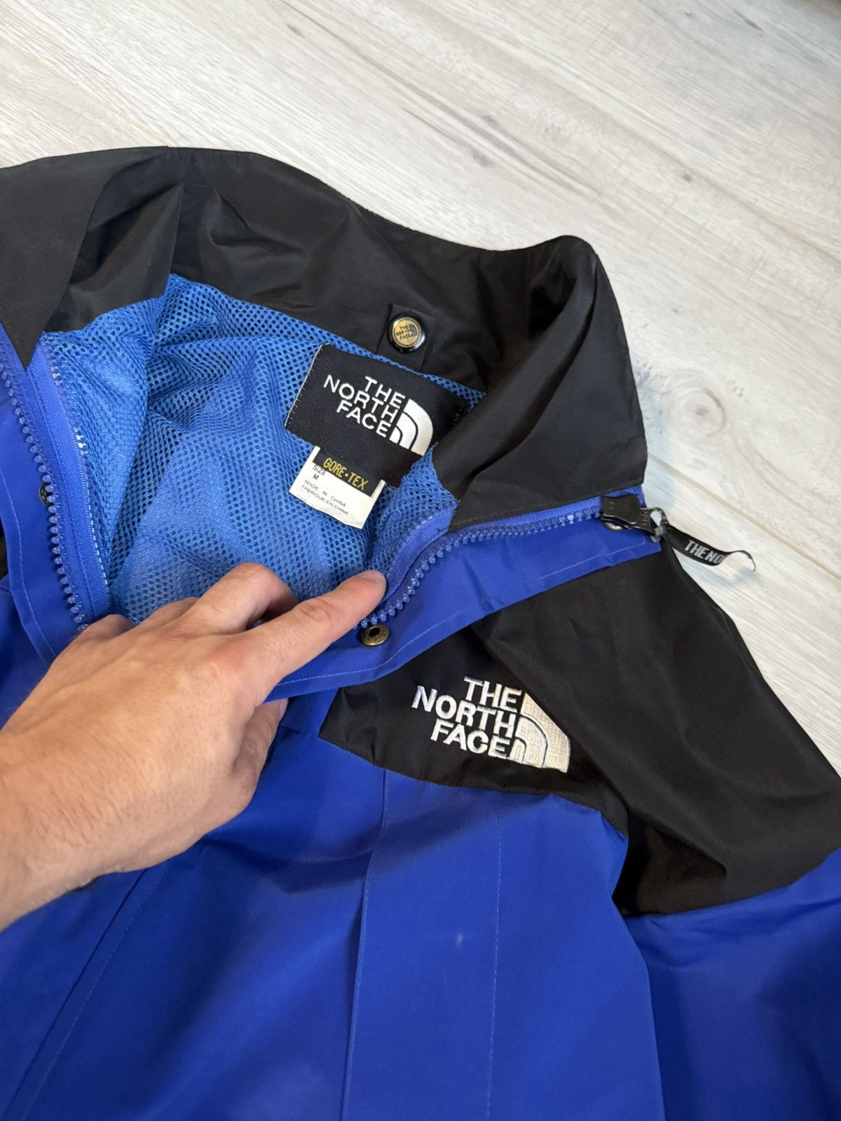 The North Face Vintage The North Face Vintage outdoor Jacket gore tex Size US M / EU 48-50 / 2 - 3 Thumbnail