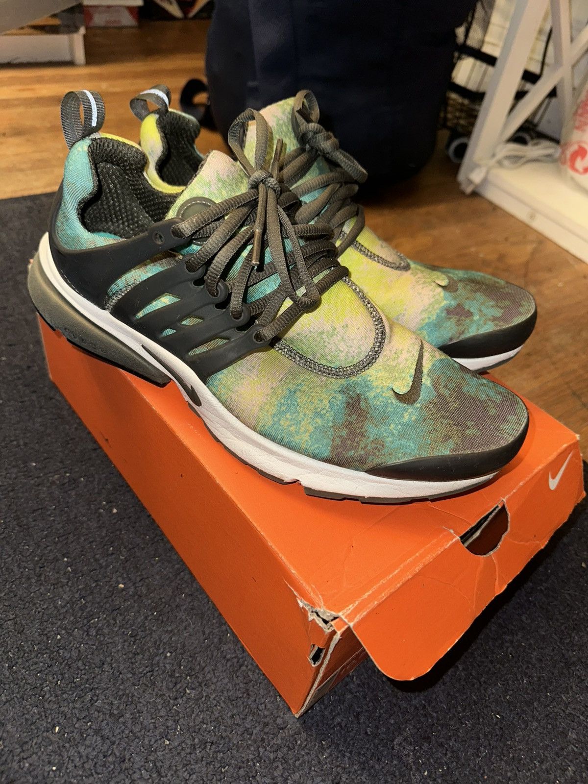 Nike Nike Air Presto Size US 10 / EU 43 - 1 Thumbnail