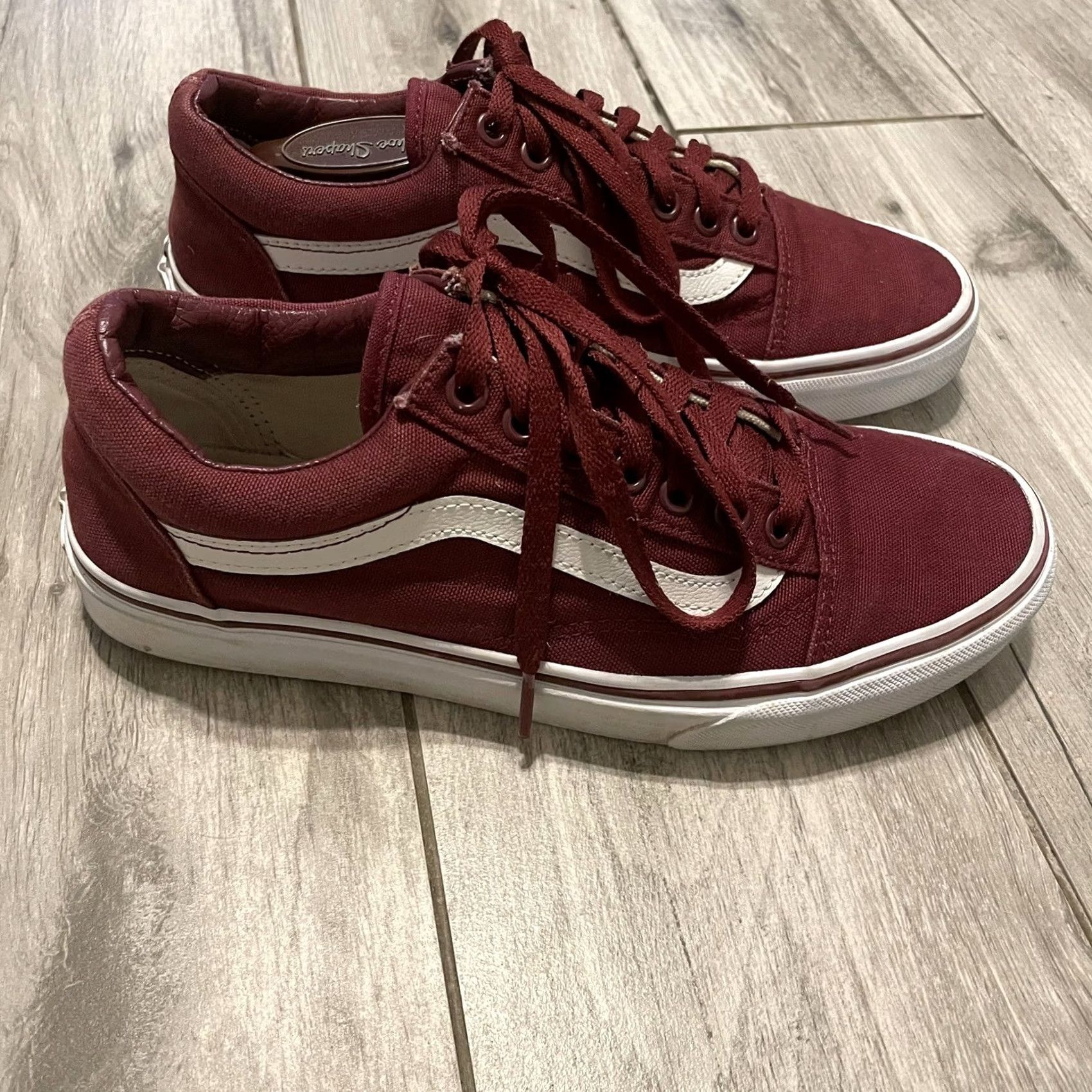 Vans VANS Off the Wall Old Skool Primary Burgandy/White Low Rise Men 7.5 Women 9 Unisex Adults Skateboard Shoe Size US 7 / IT 37 - 3 Thumbnail