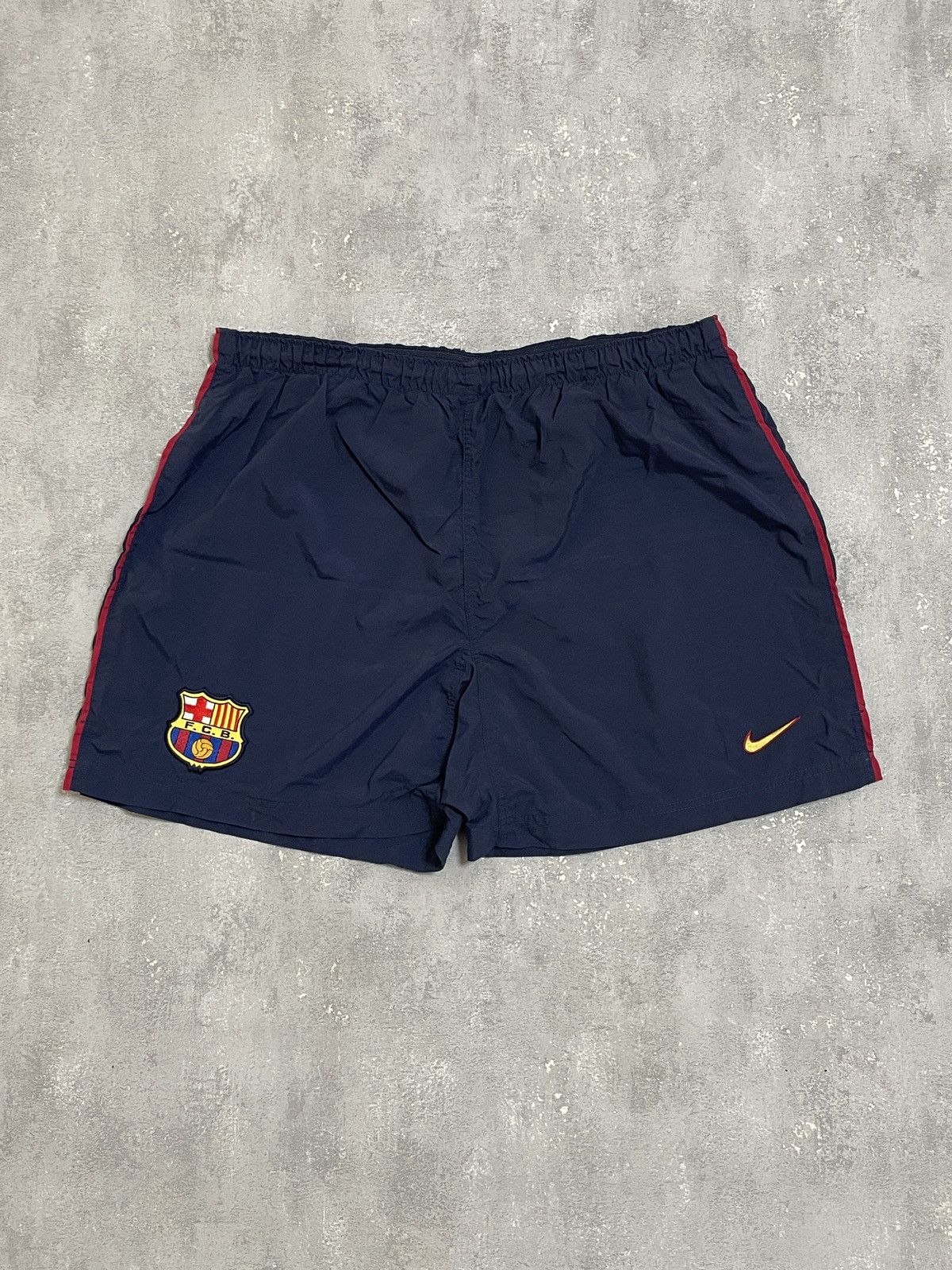 Nike Vintage Nike Barcelona Football Shorts Soccer Mens Rare XL Size US 34 / EU 50 - 1 Thumbnail