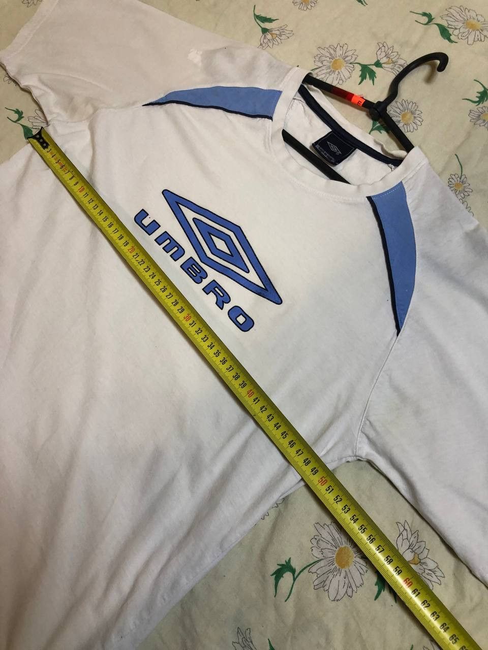 Umbro Y2K T-shirt white Umbro big logo center Vintage Size US M / EU 48-50 / 2 - 6 Thumbnail