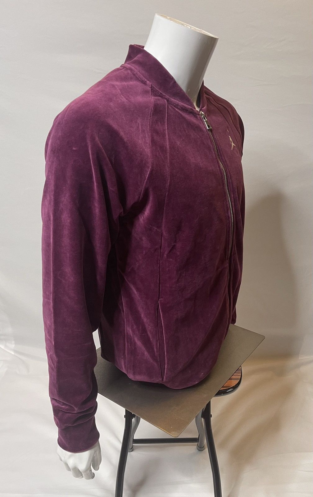 Jordan Brand Nike sb Air Jordan Velour Full Zip yeezy supreme kith Size US M / EU 48-50 / 2 - 17 Thumbnail
