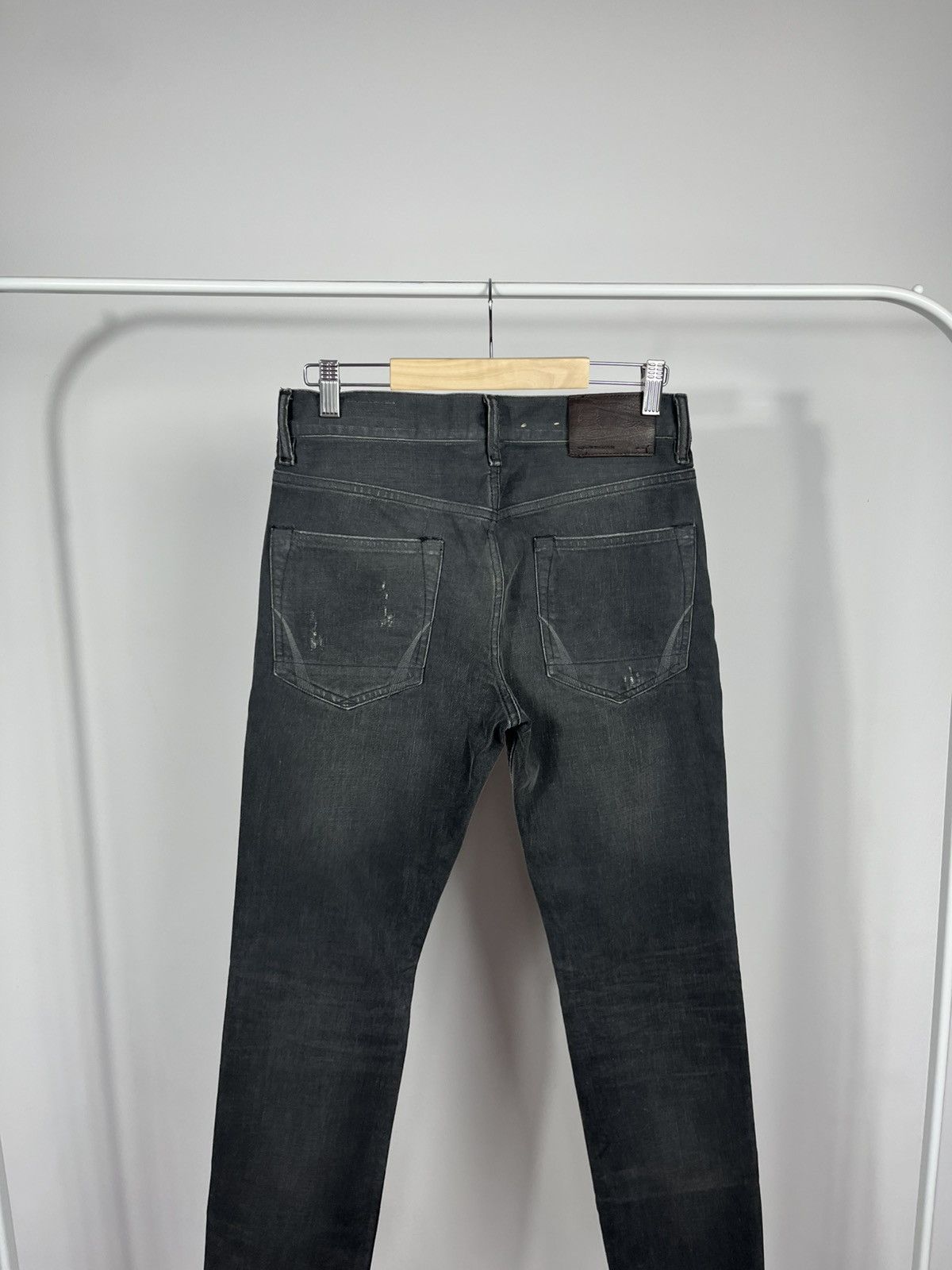 Allsaints AllSaints Mens Black Slim Fit Jeans Size 28 Distressed Size US 28 / EU 44 - 2 Thumbnail