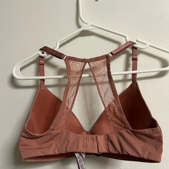 Victoria's Secret Victoria Secret Wireless Criss Cross Bra Size ONE SIZE - 2 Thumbnail