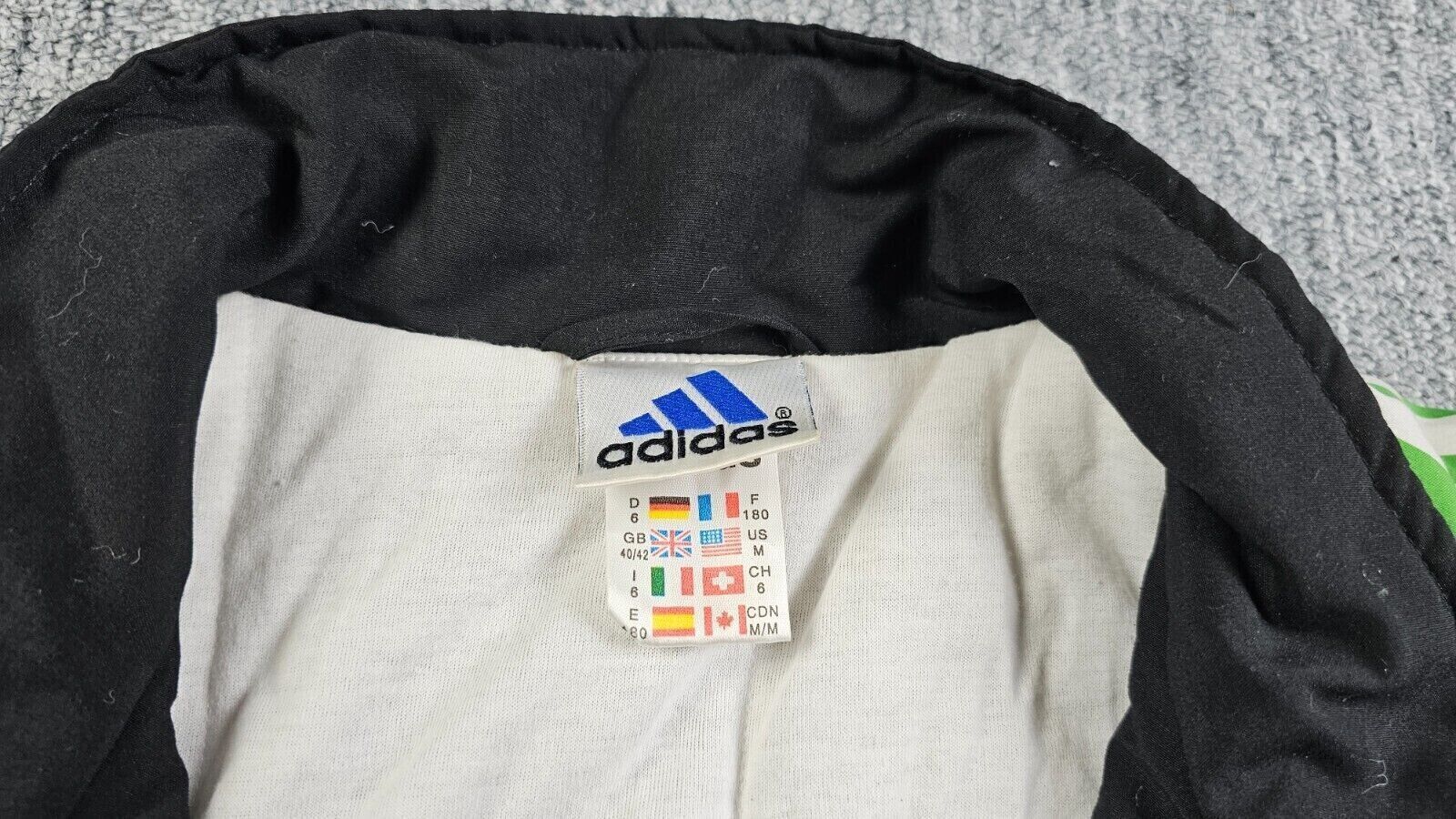 Adidas Vintage 1995 Adidas Germany DSV Padded Ski Puffer Jacket M Size US M / EU 48-50 / 2 - 7 Thumbnail
