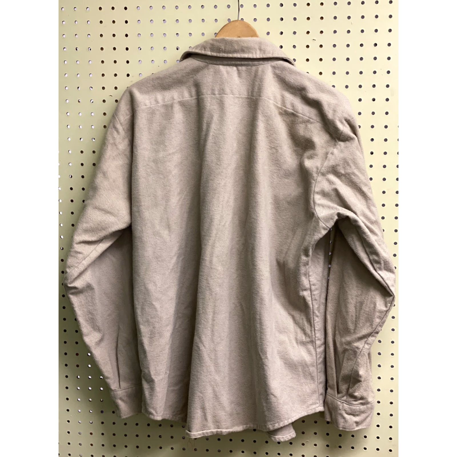 Vintage VINTAGE Five Brother Shirt Mens Large L Long Sleeve Flannel Cotton Beige Button-Up Collared Solid As Is Size US L / EU 52-54 / 3 - 2 Thumbnail