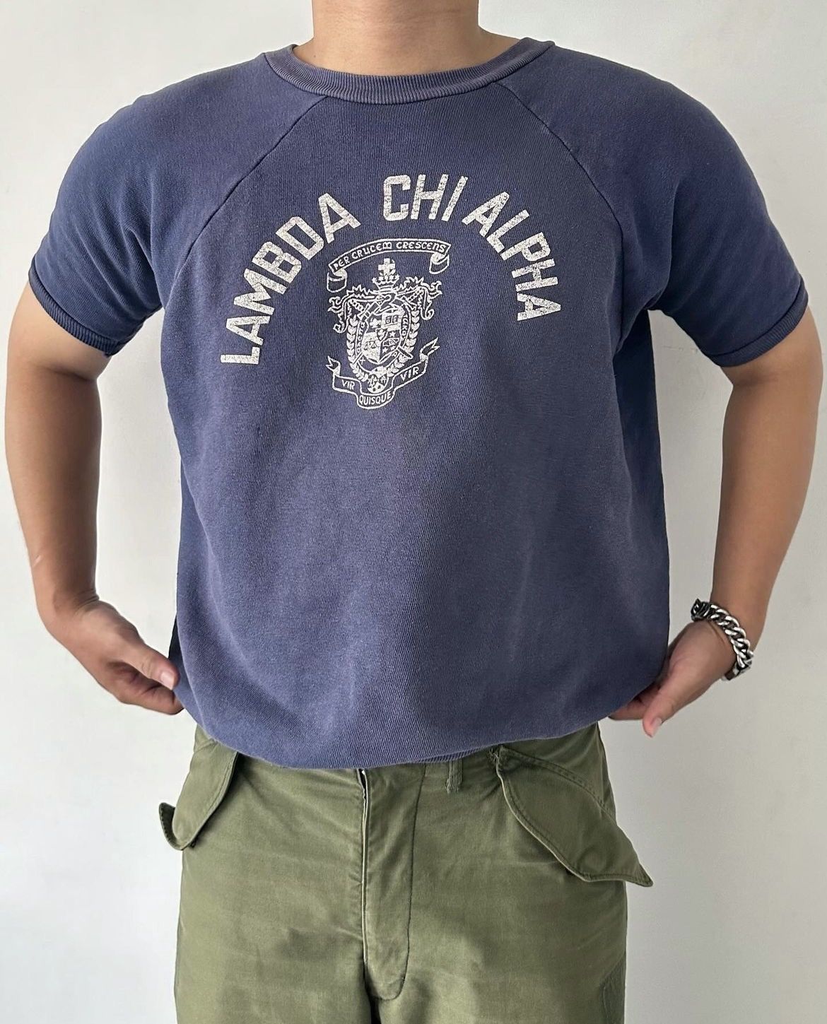 Vintage Vintage 1970s Lambda Chi Alpha Short Sleeve Sweatshirt Size US XL / EU 56 / 4 - 4 Thumbnail