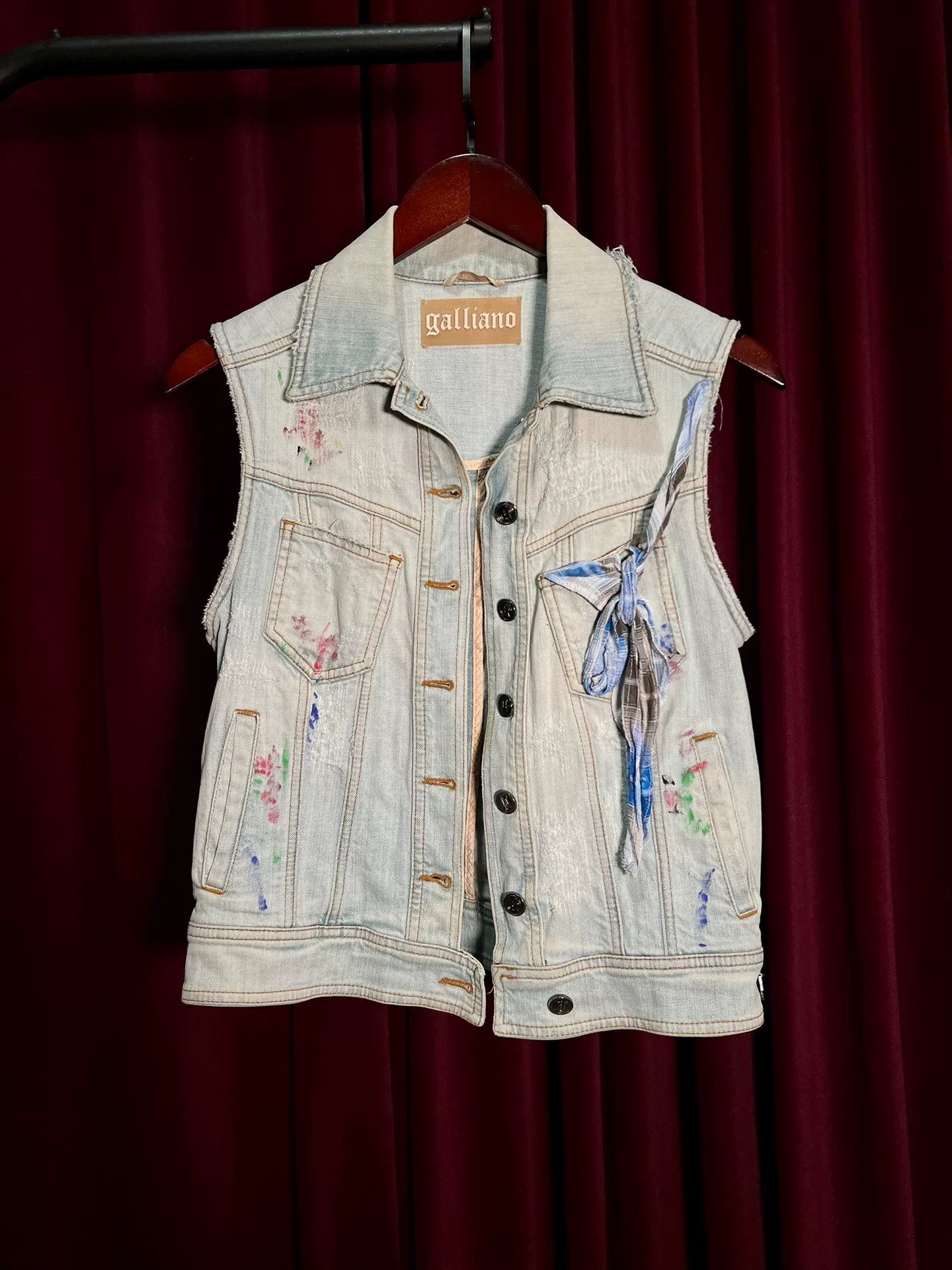 John Galliano John Galliano Distressed Denim Vest with Paint Size M / US 6-8 / IT 42-44 - 1 Thumbnail
