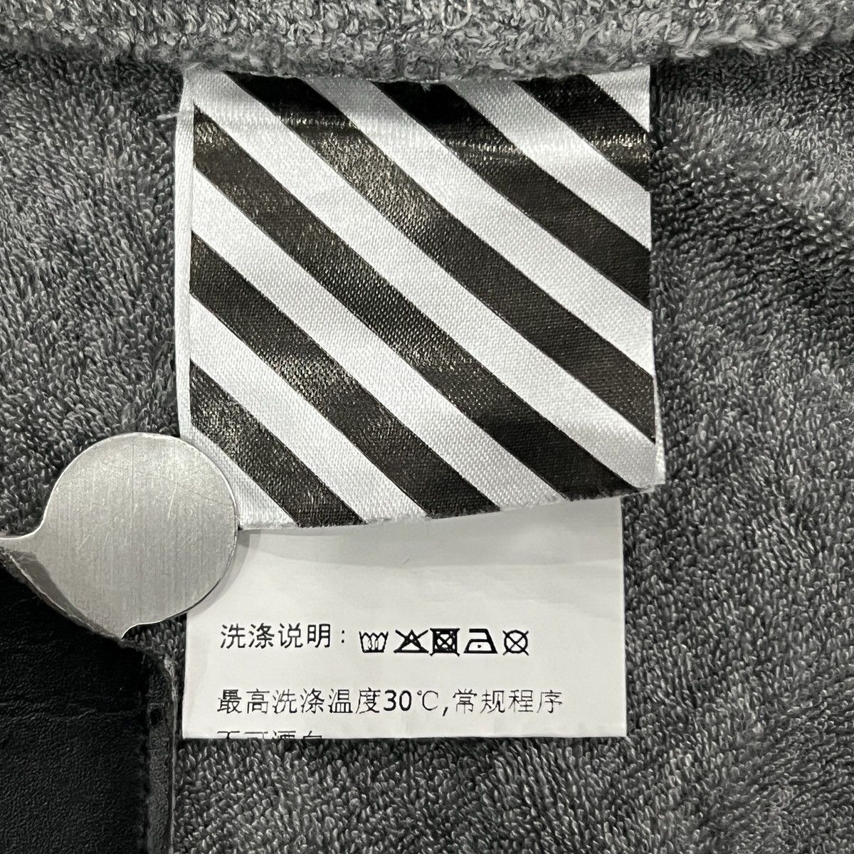 Off-White Off-White FW15 “Cut Napoléon” Hoodie Size US L / EU 52-54 / 3 - 17 Thumbnail