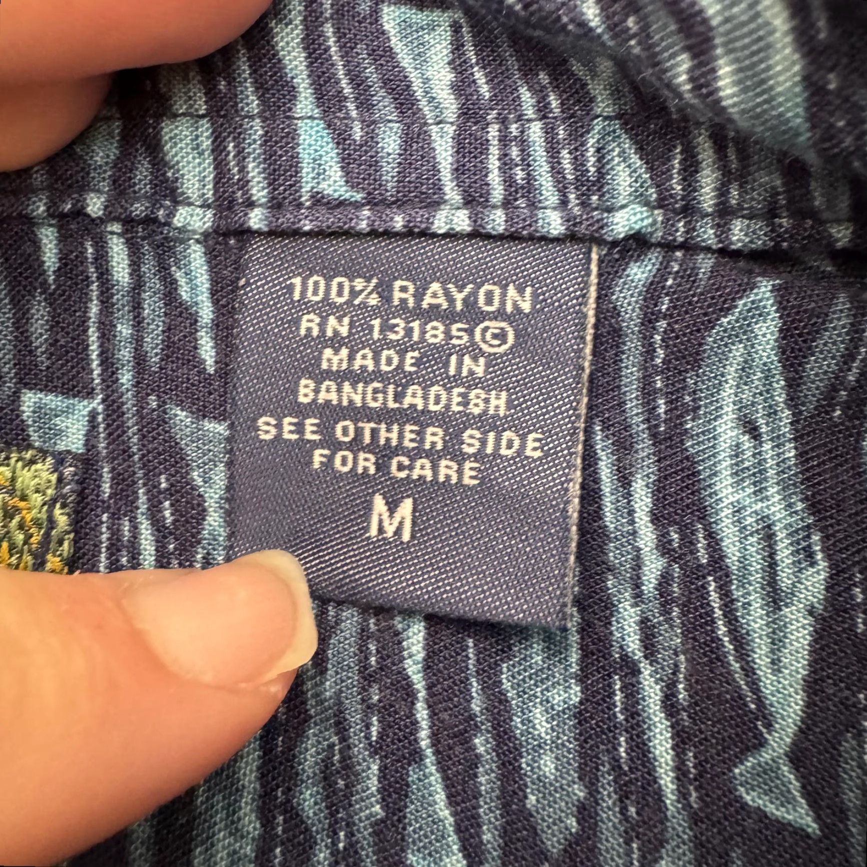Vintage Campia Shirt Mens Medium Blue Fish Print Rayon Easy Care Button Up Casual Size US M / EU 48-50 / 2 - 4 Thumbnail