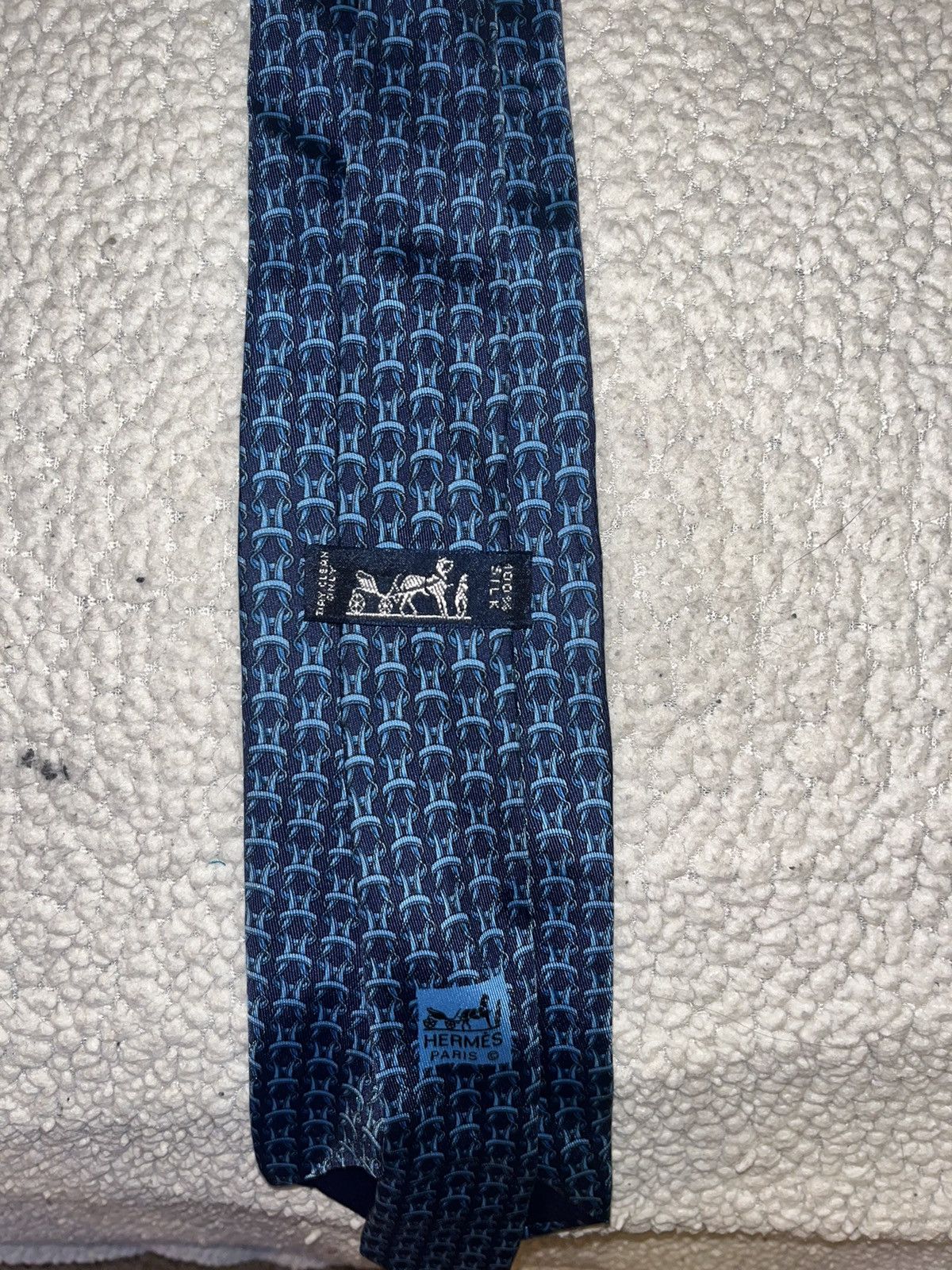 Hermes Hermes 100% Silk Dark Blue Geometric Mens Vintage Tie Size ONE SIZE - 4 Thumbnail