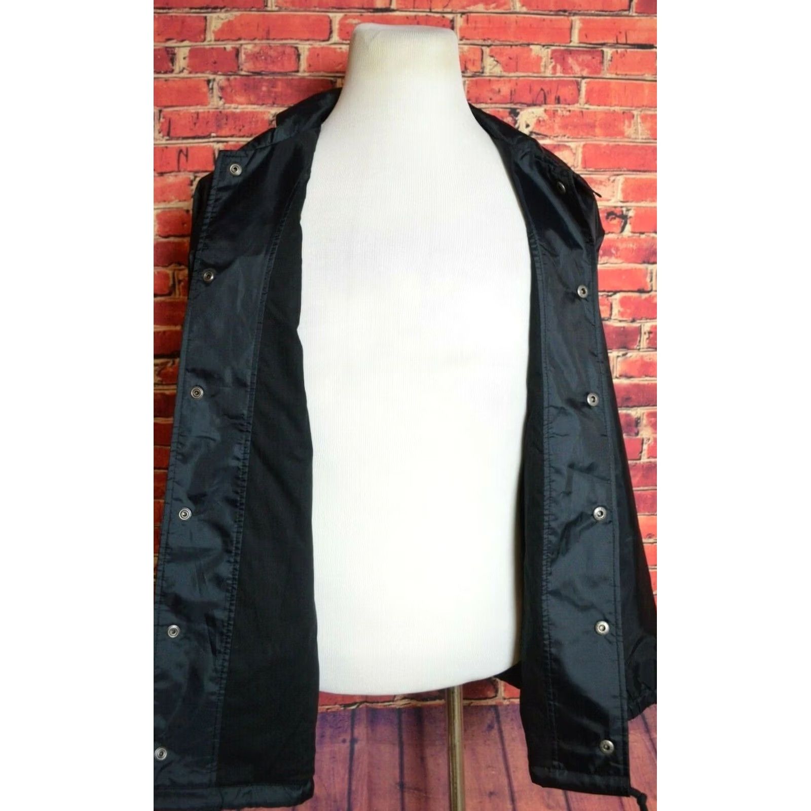 Champion VINTAGE CHAMPION Windbreaker Jacket Size Large L Black Lightweight Wild 'n Out Men Size US L / EU 52-54 / 3 - 3 Thumbnail