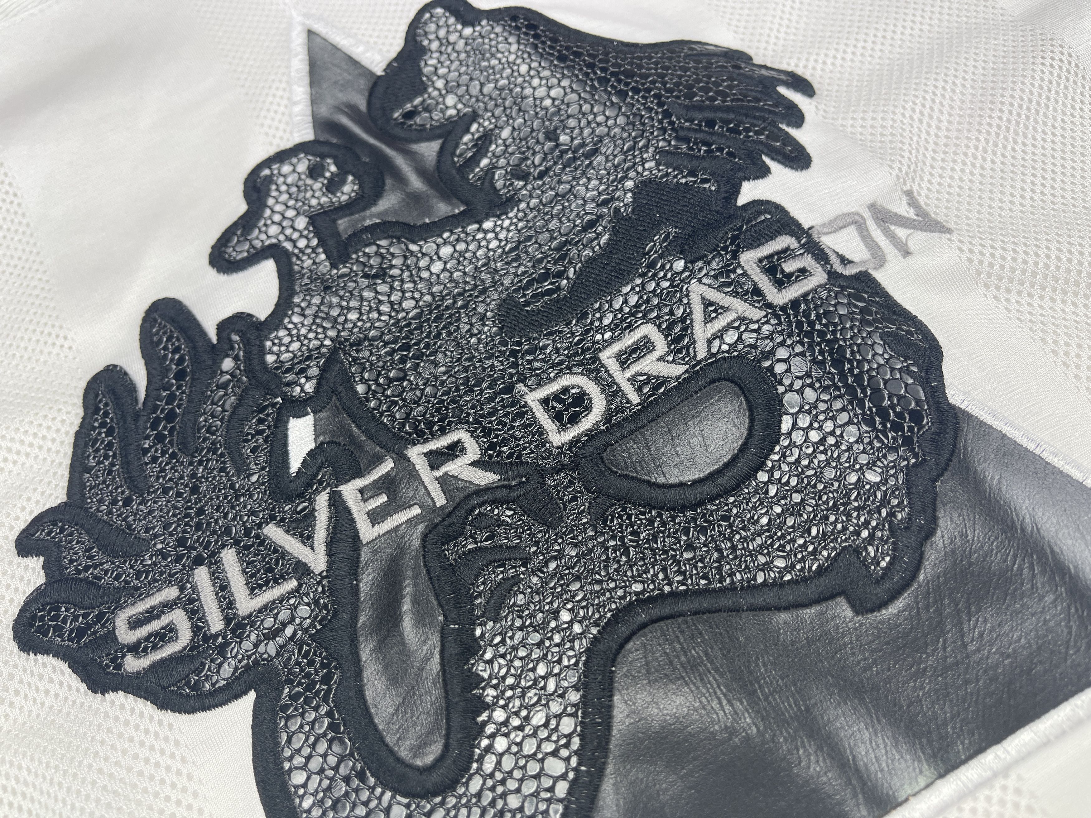 Vintage Silver Dragon jersey, white, vintage hip hop t-shirt 90s XXL Size US XXL / EU 58 / 5 - 6 Thumbnail