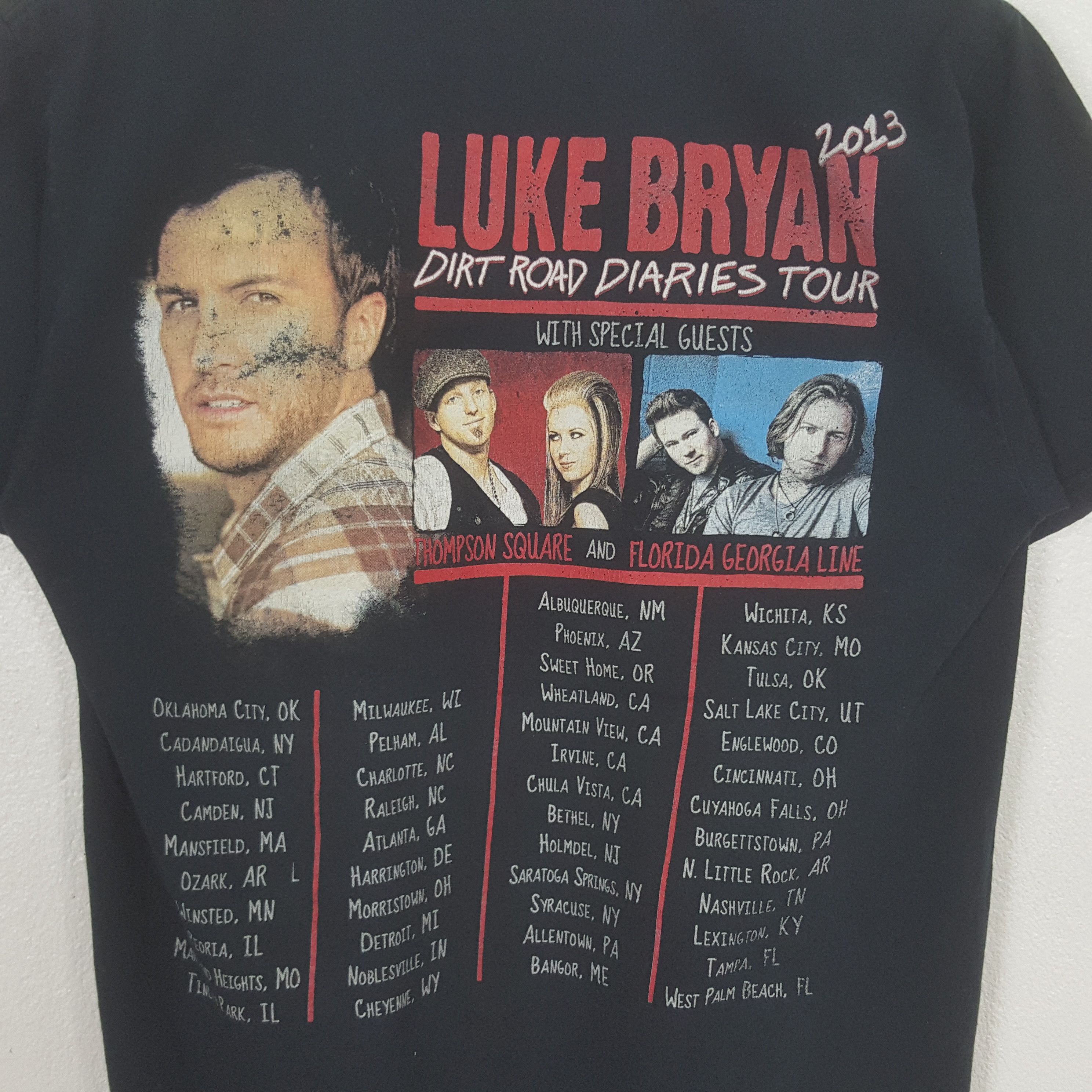 Band Tees Vintage Luke Bryan American Singer Tour Tshirt C319N40 Size US S / EU 44-46 / 1 - 4 Thumbnail