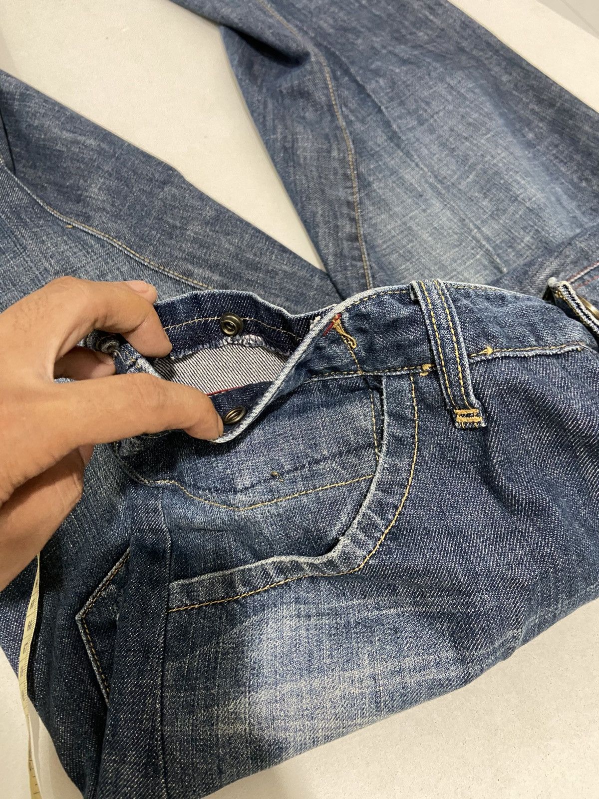 Levi's Levi’s Engineered Buckle Back Rare Twisted Jeans Size US 34 / EU 50 - 7 Thumbnail