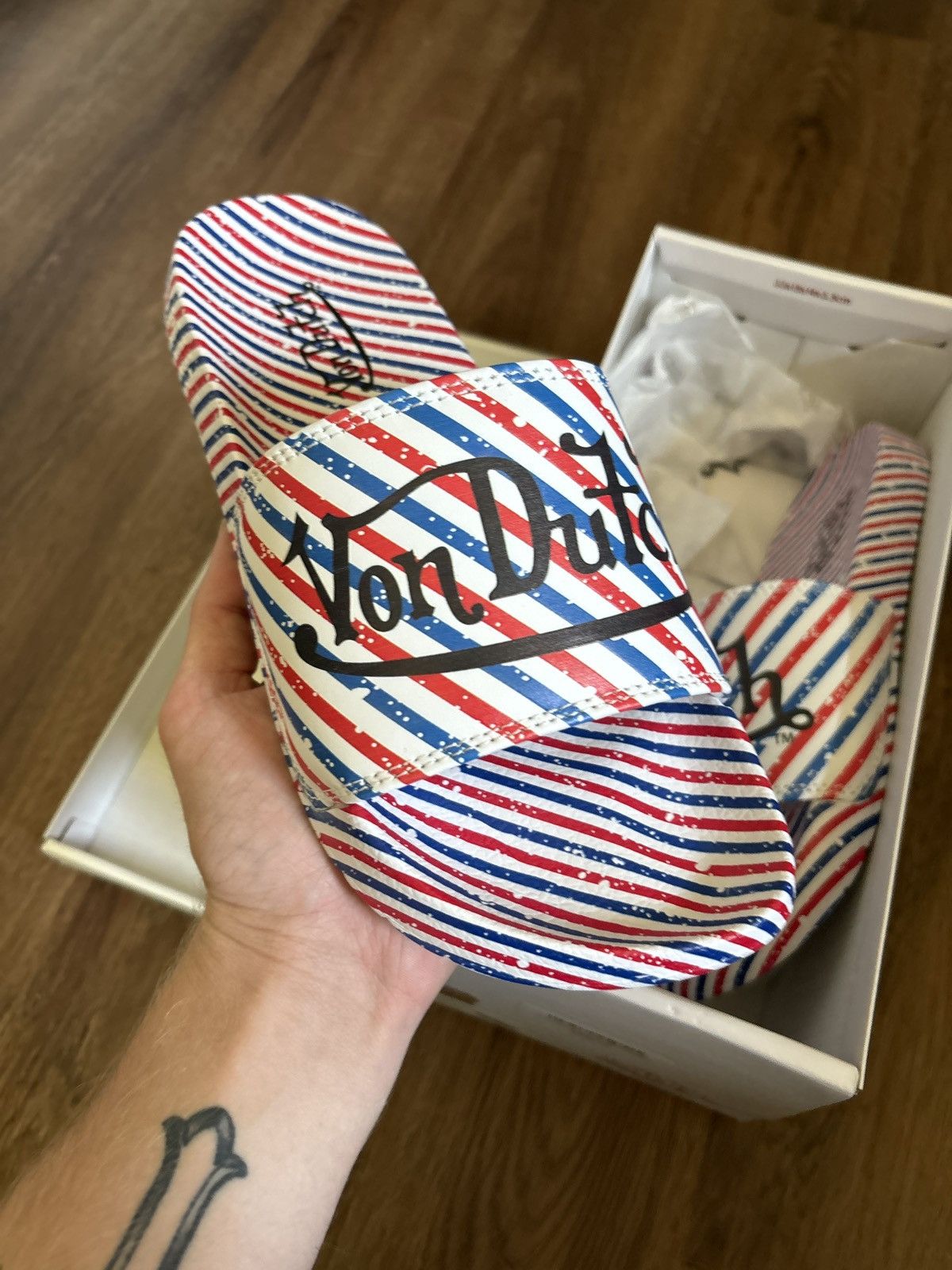 Von Dutch VON DUTCH Barbershop Stripe Slides Size US 9 / EU 42 - 3 Thumbnail